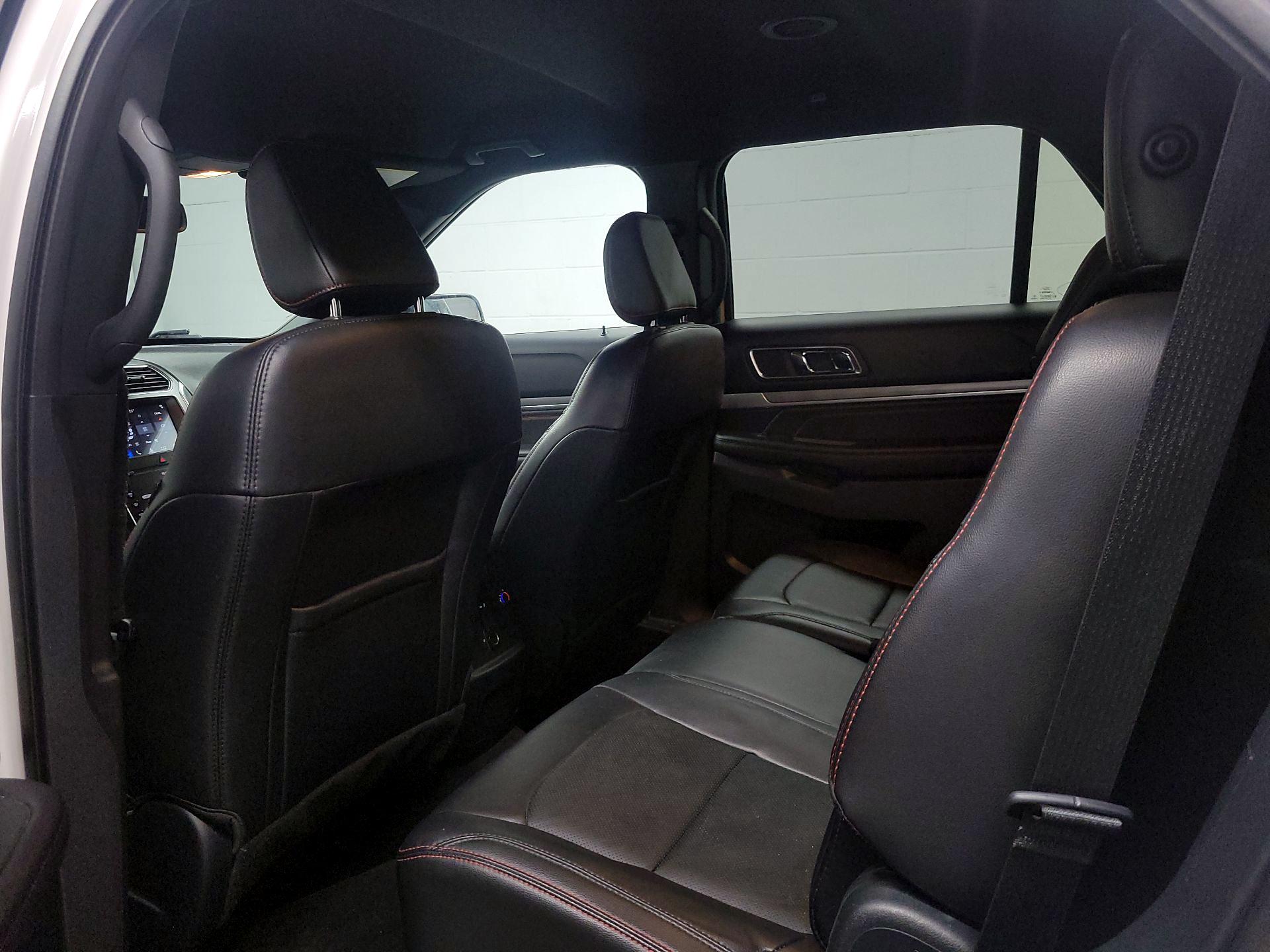 Thumbnail: 2019 Ford Explorer - 18