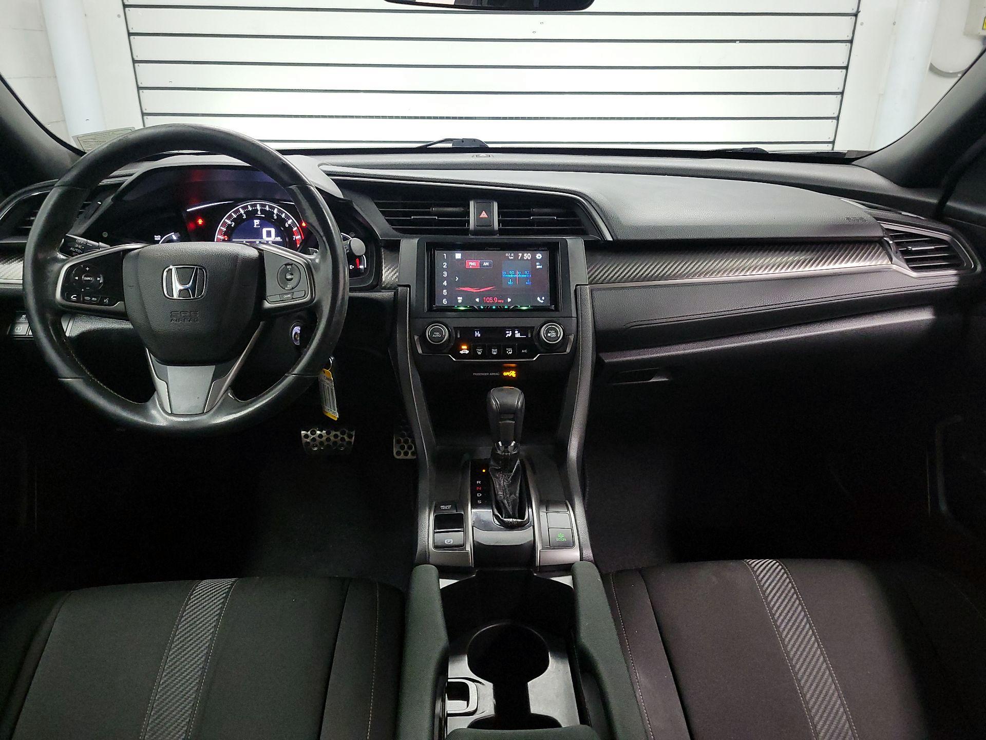 Thumbnail: 2018 Honda Civic - 9