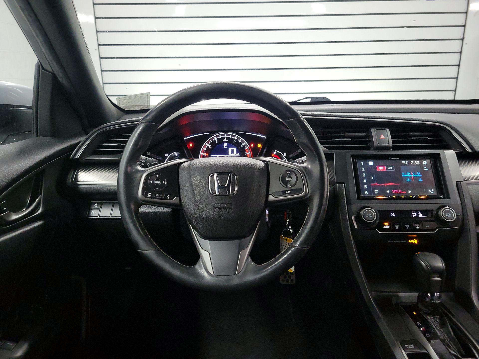 Thumbnail: 2018 Honda Civic - 10