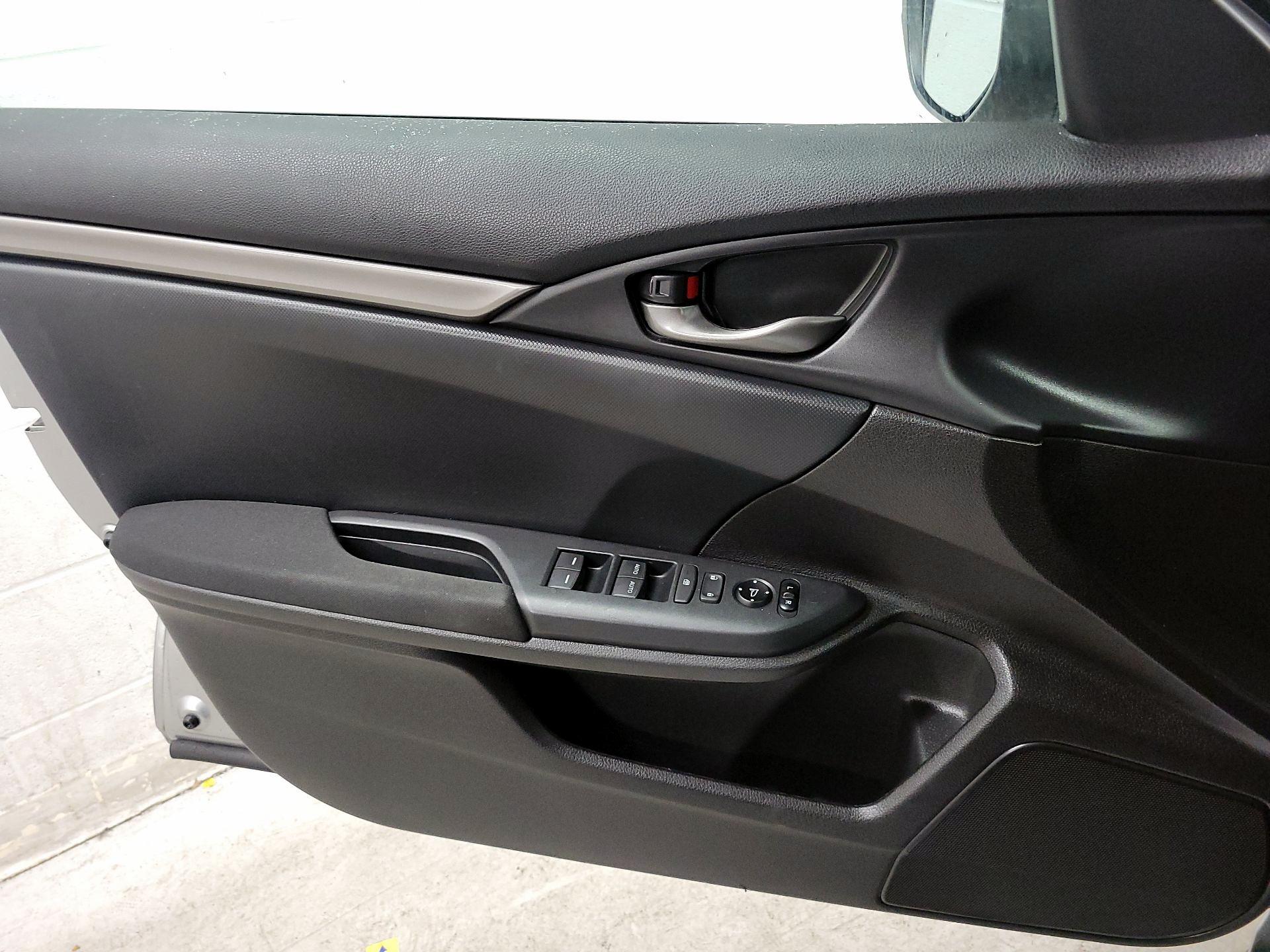 Thumbnail: 2018 Honda Civic - 12