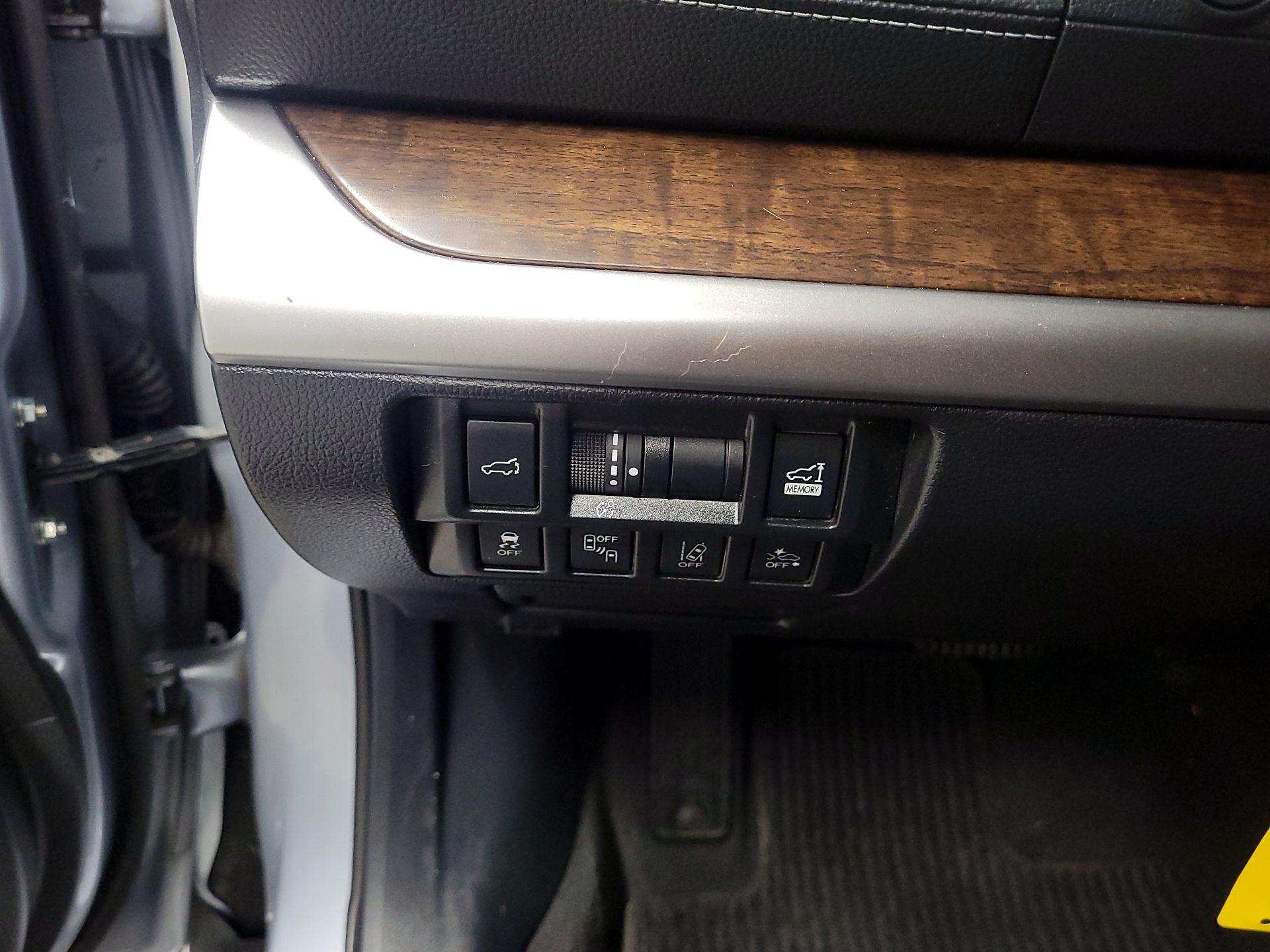 Thumbnail: 2018 Subaru Outback - 13