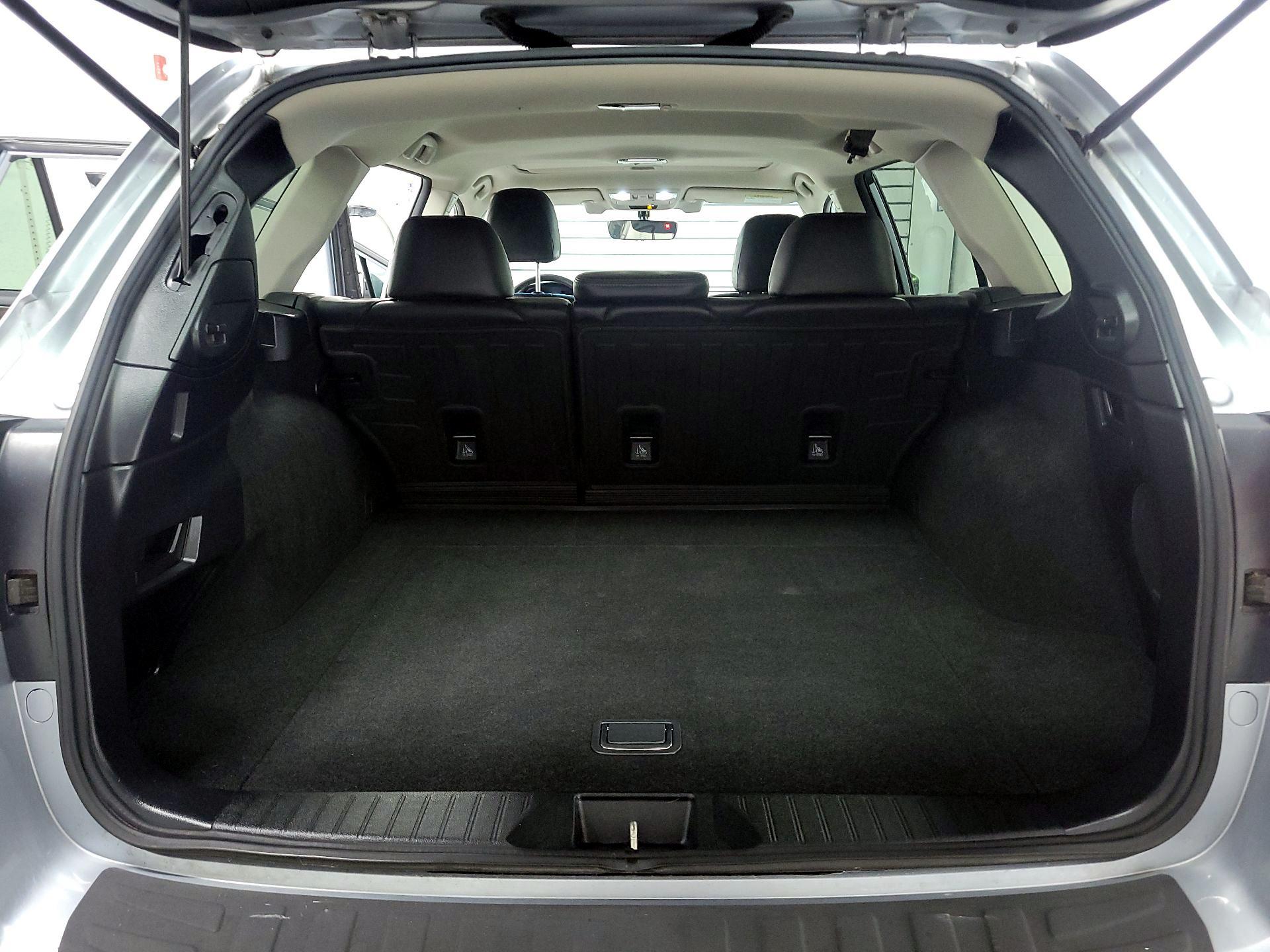 Thumbnail: 2018 Subaru Outback - 18