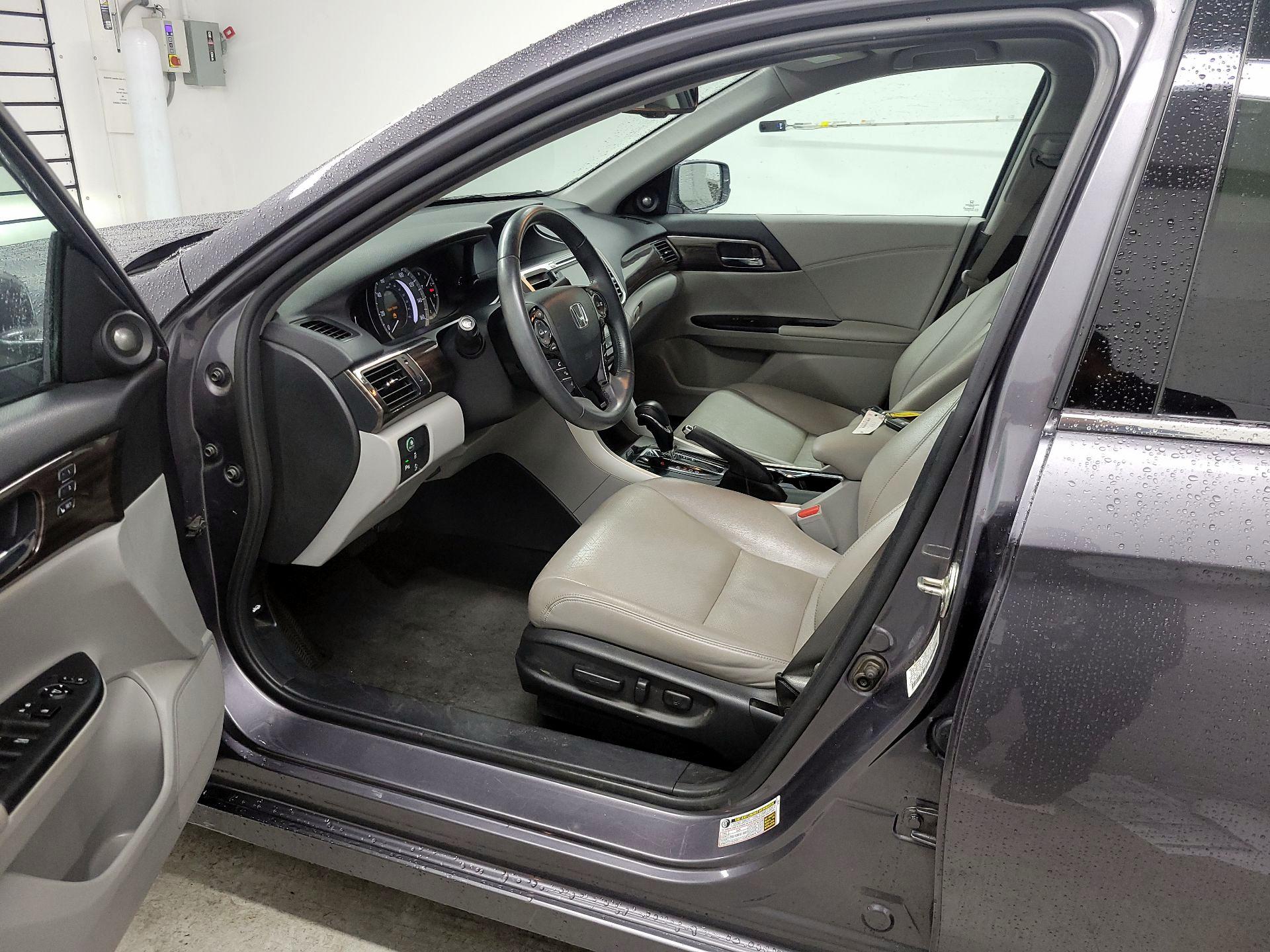 Thumbnail: 2017 Honda Accord - 11