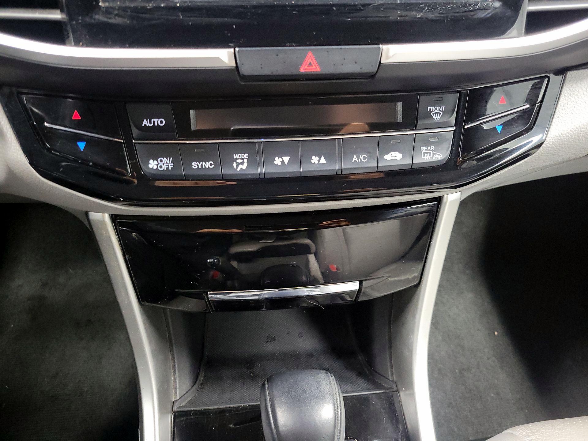 Thumbnail: 2017 Honda Accord - 17