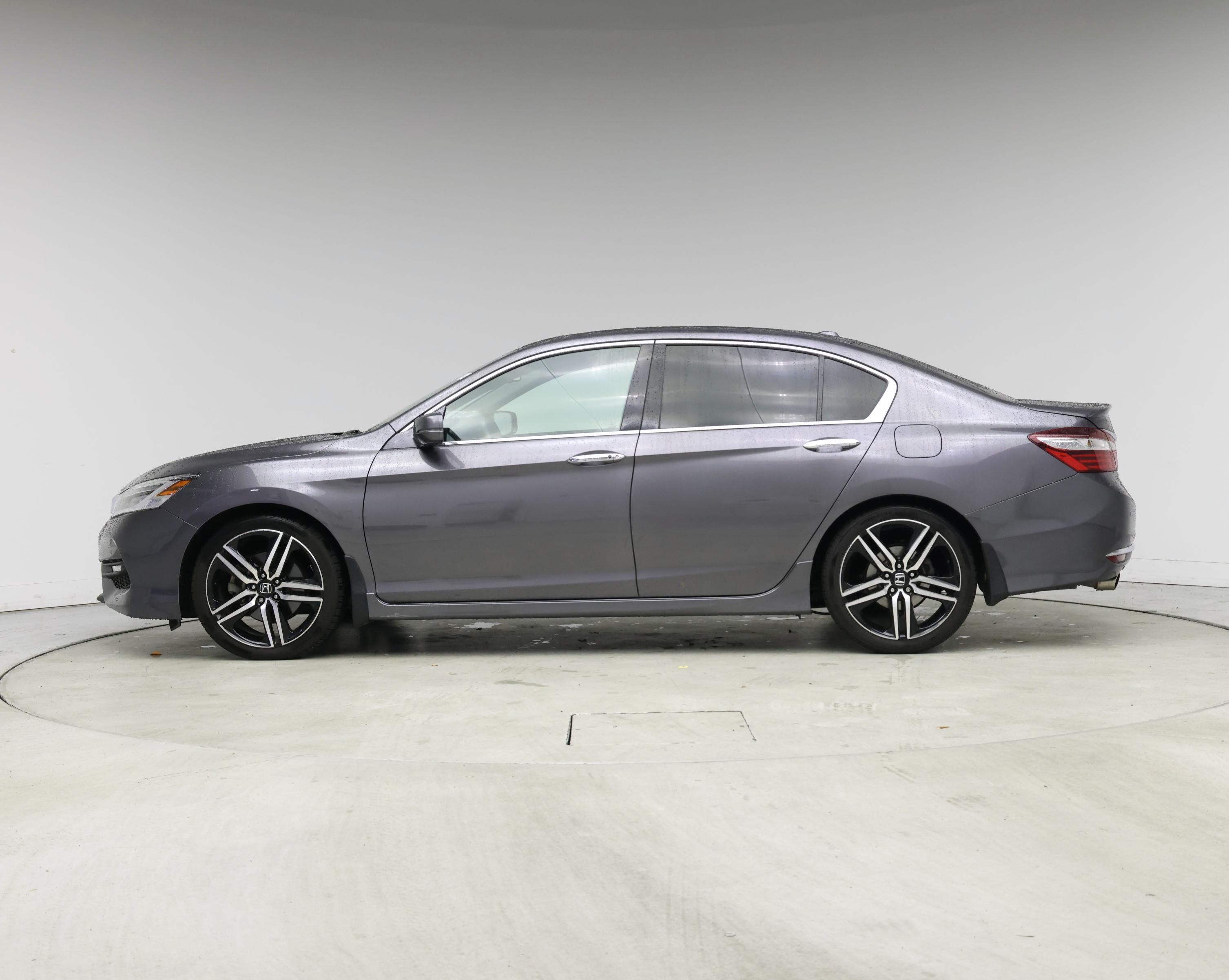 Thumbnail: 2017 Honda Accord - 3