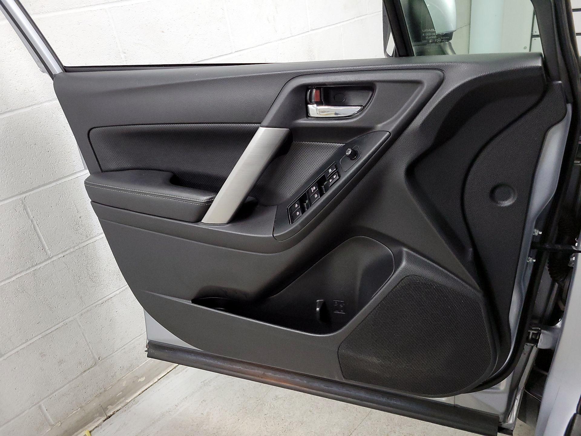 Thumbnail: 2015 Subaru Forester - 12