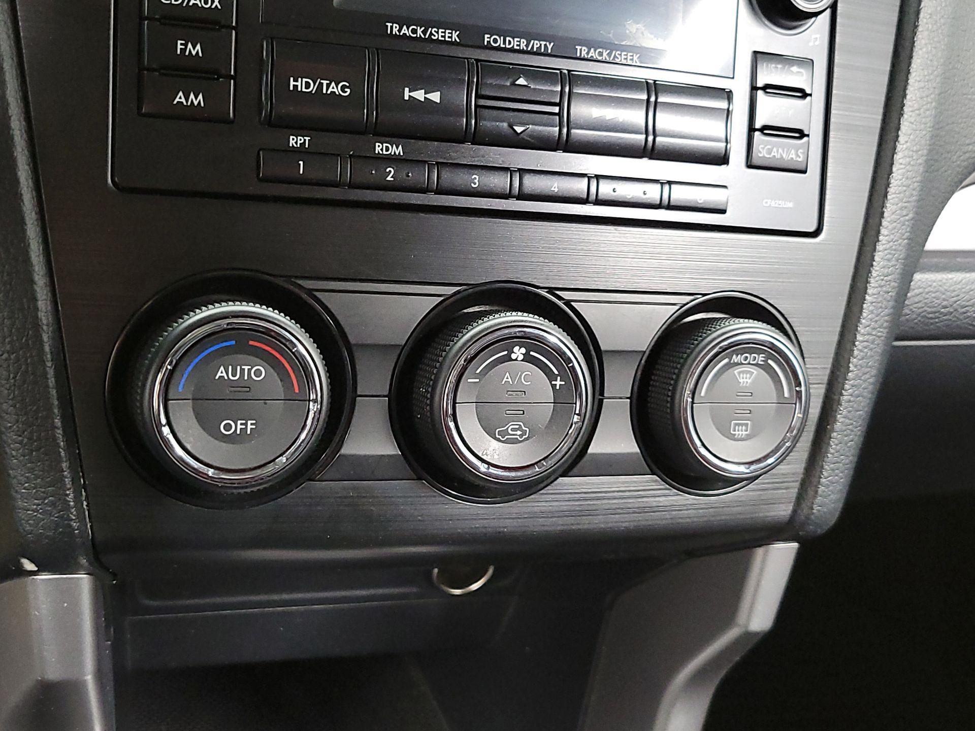 Thumbnail: 2015 Subaru Forester - 15