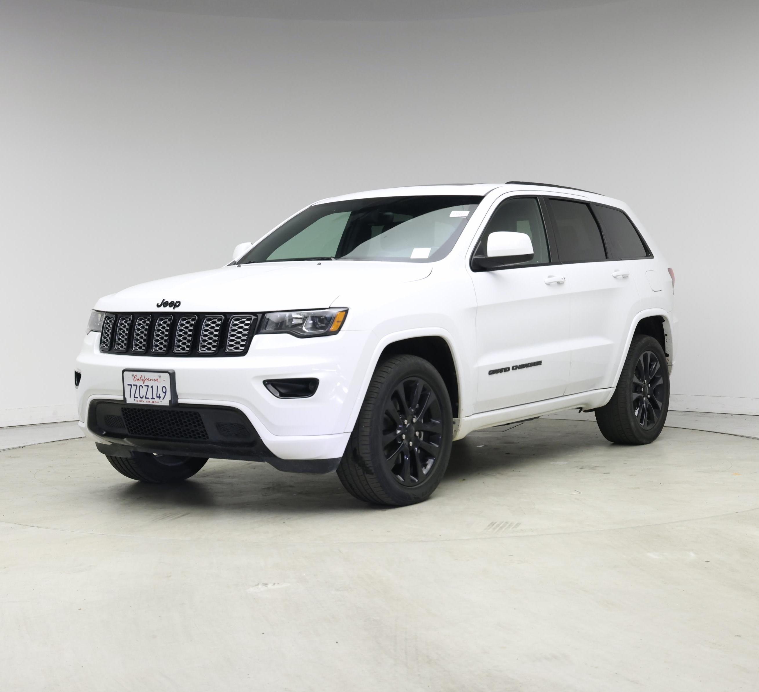 Thumbnail: 2017 Jeep Grand Cherokee - 4