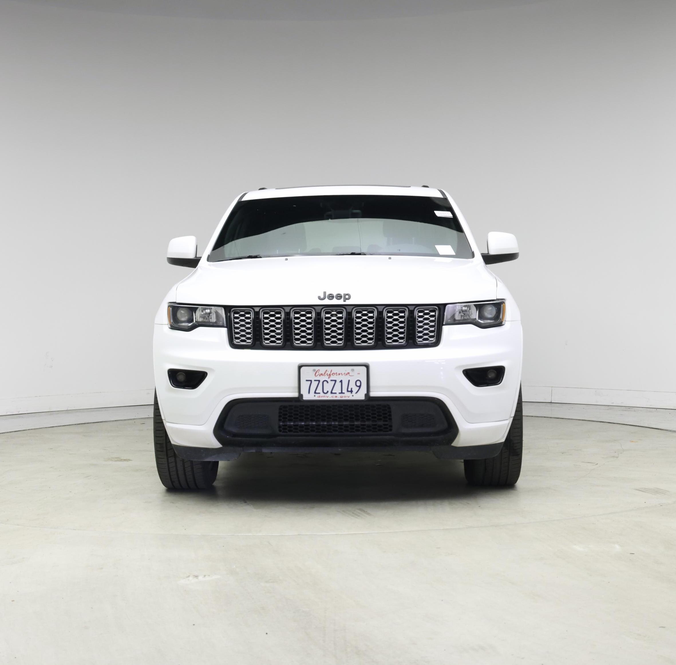 Thumbnail: 2017 Jeep Grand Cherokee - 5