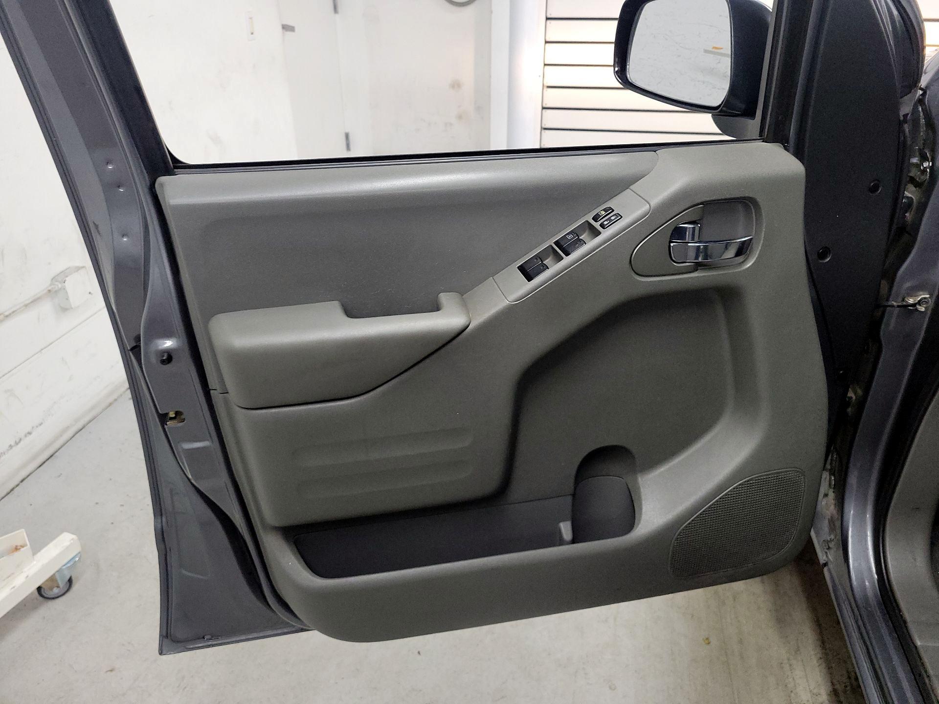 Thumbnail: 2019 Nissan Frontier - 12