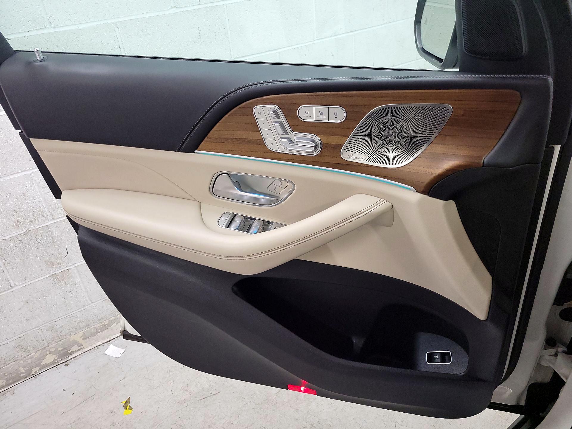 Thumbnail: 2022 Mercedes-Benz GL-Class - 10