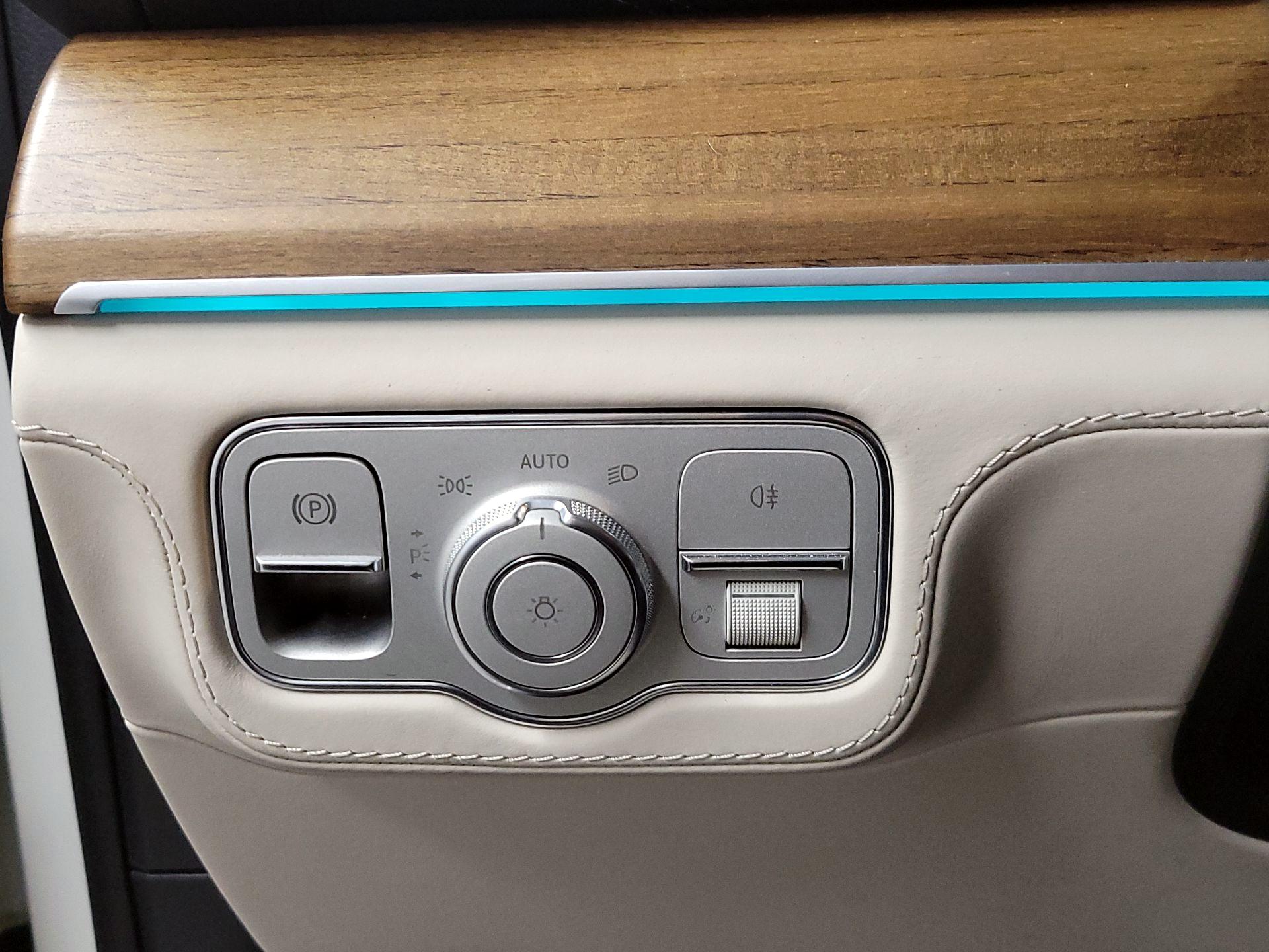 Thumbnail: 2022 Mercedes-Benz GL-Class - 11