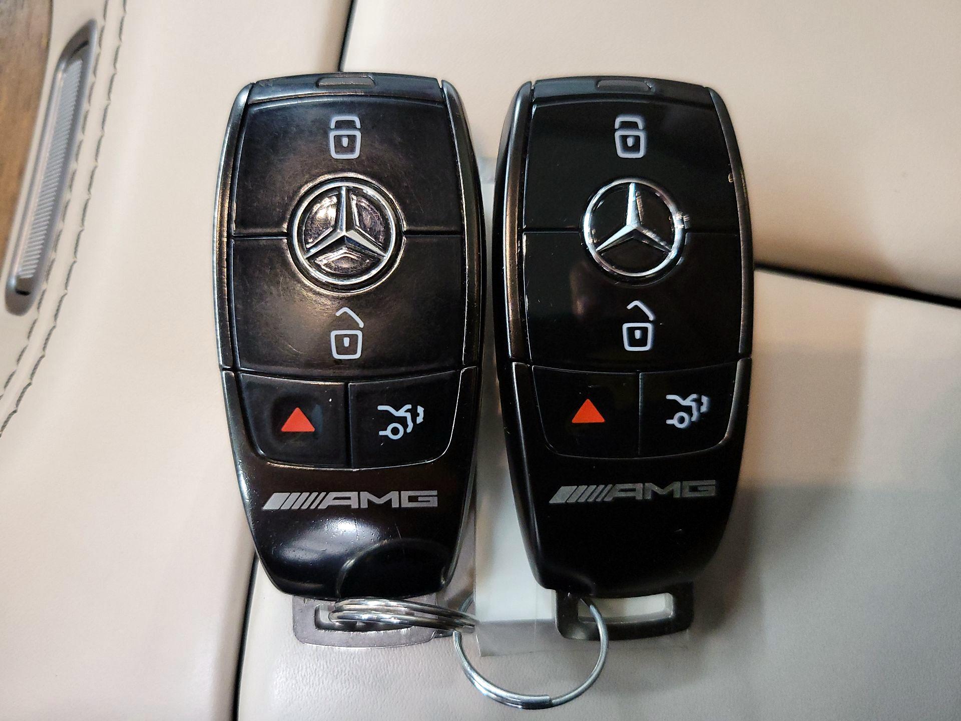 Thumbnail: 2022 Mercedes-Benz GL-Class - 20