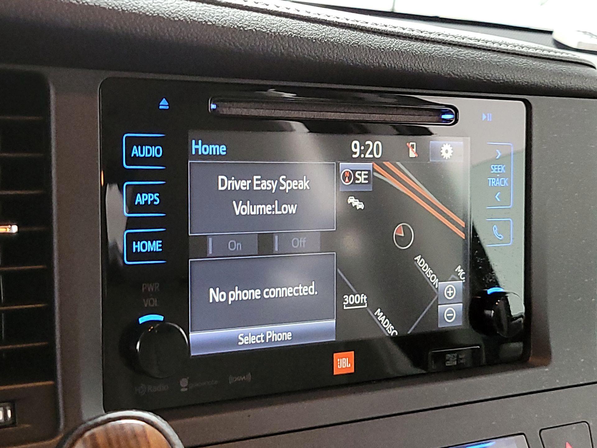 Thumbnail: 2016 Toyota Sienna - 14