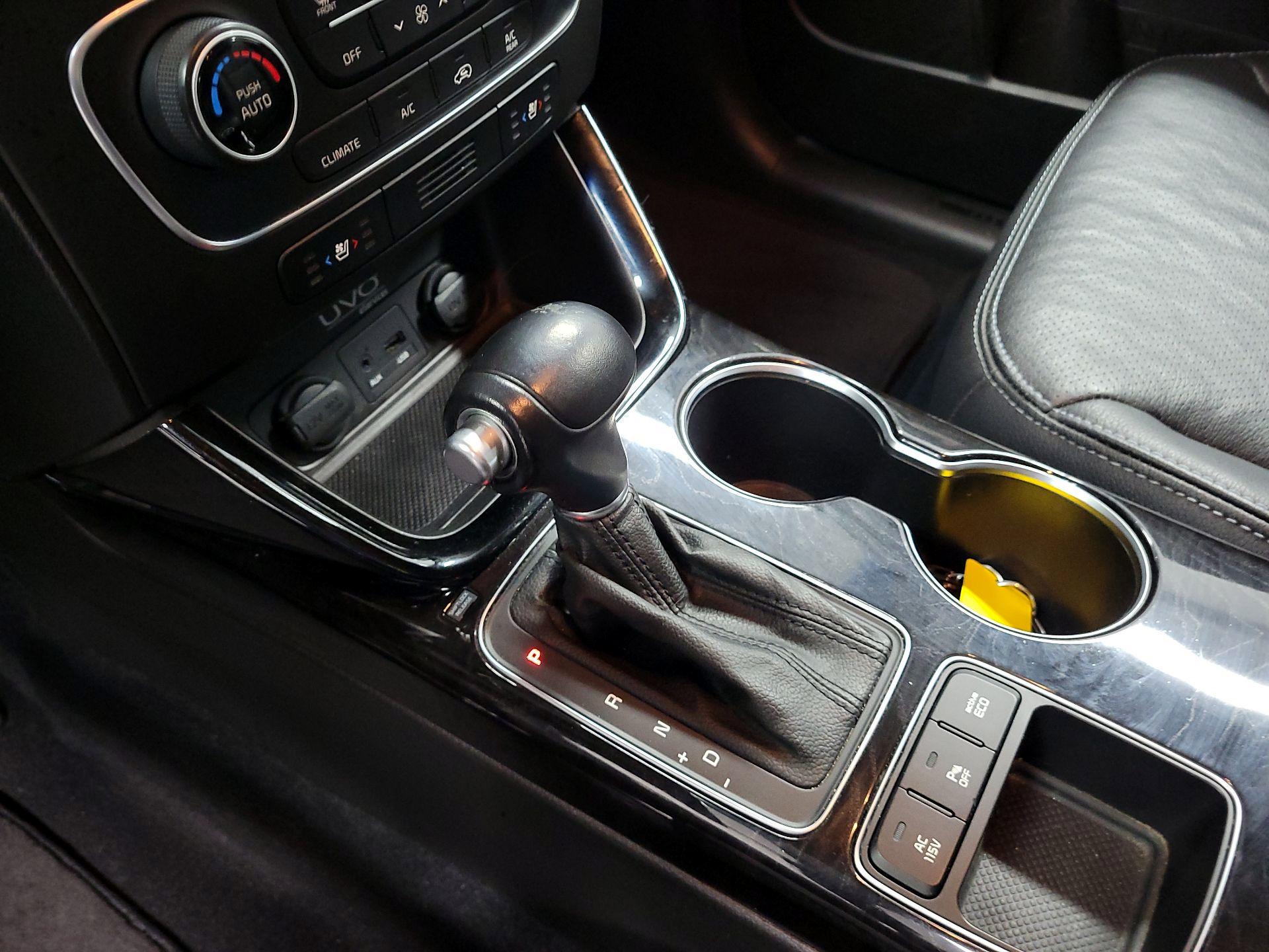 Thumbnail: 2014 Kia Sorento - 18