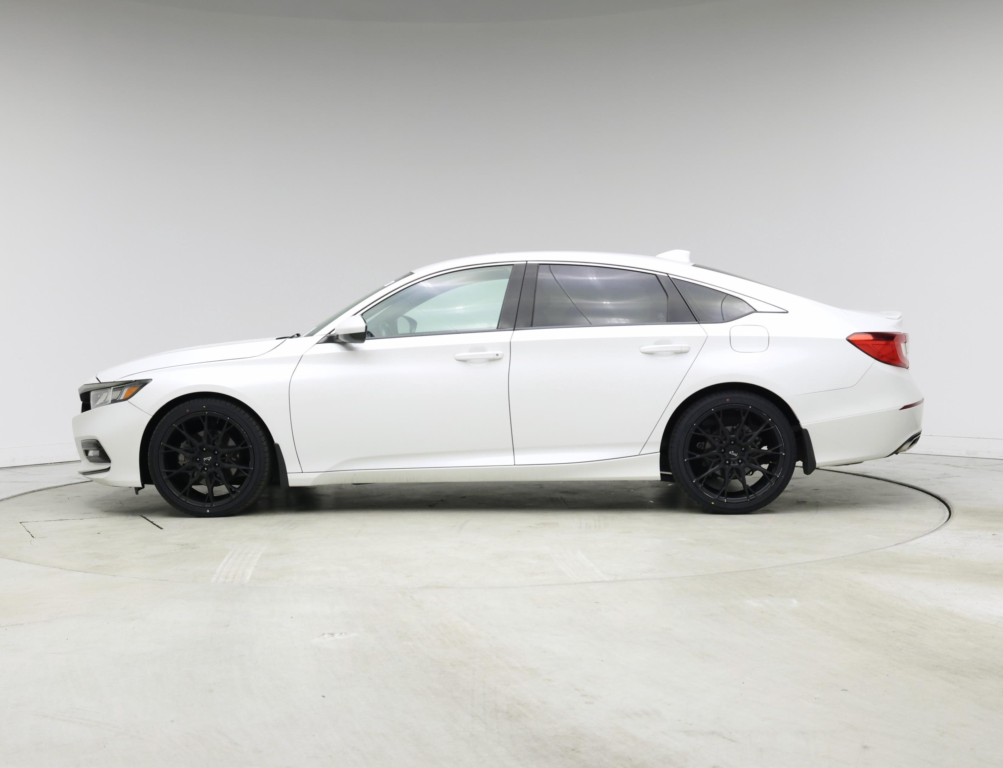 Thumbnail: 2018 Honda Accord - 3