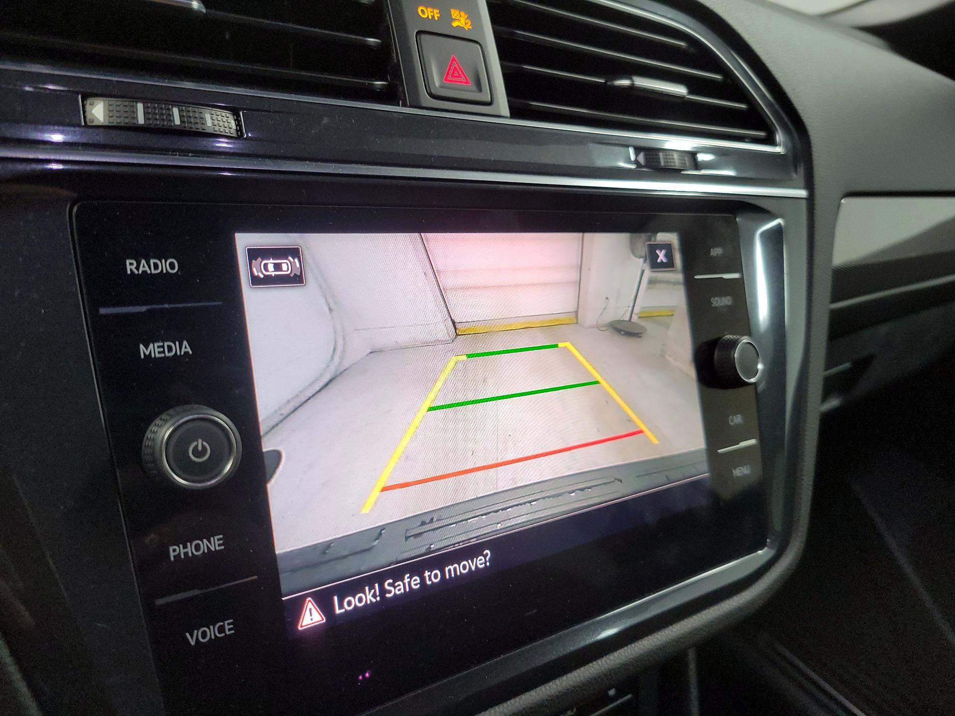 Thumbnail: 2023 Volkswagen Tiguan - 13