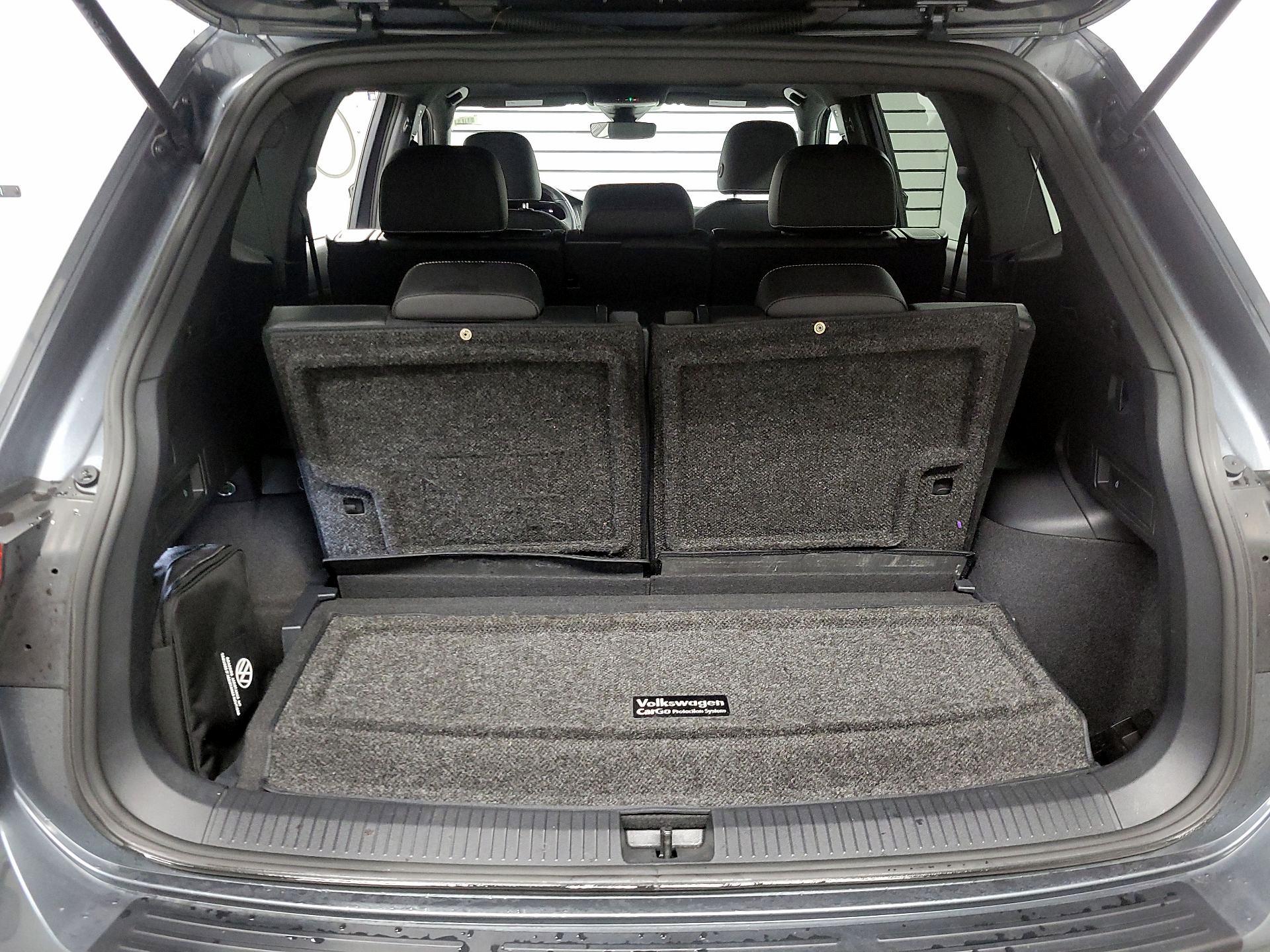 Thumbnail: 2023 Volkswagen Tiguan - 18