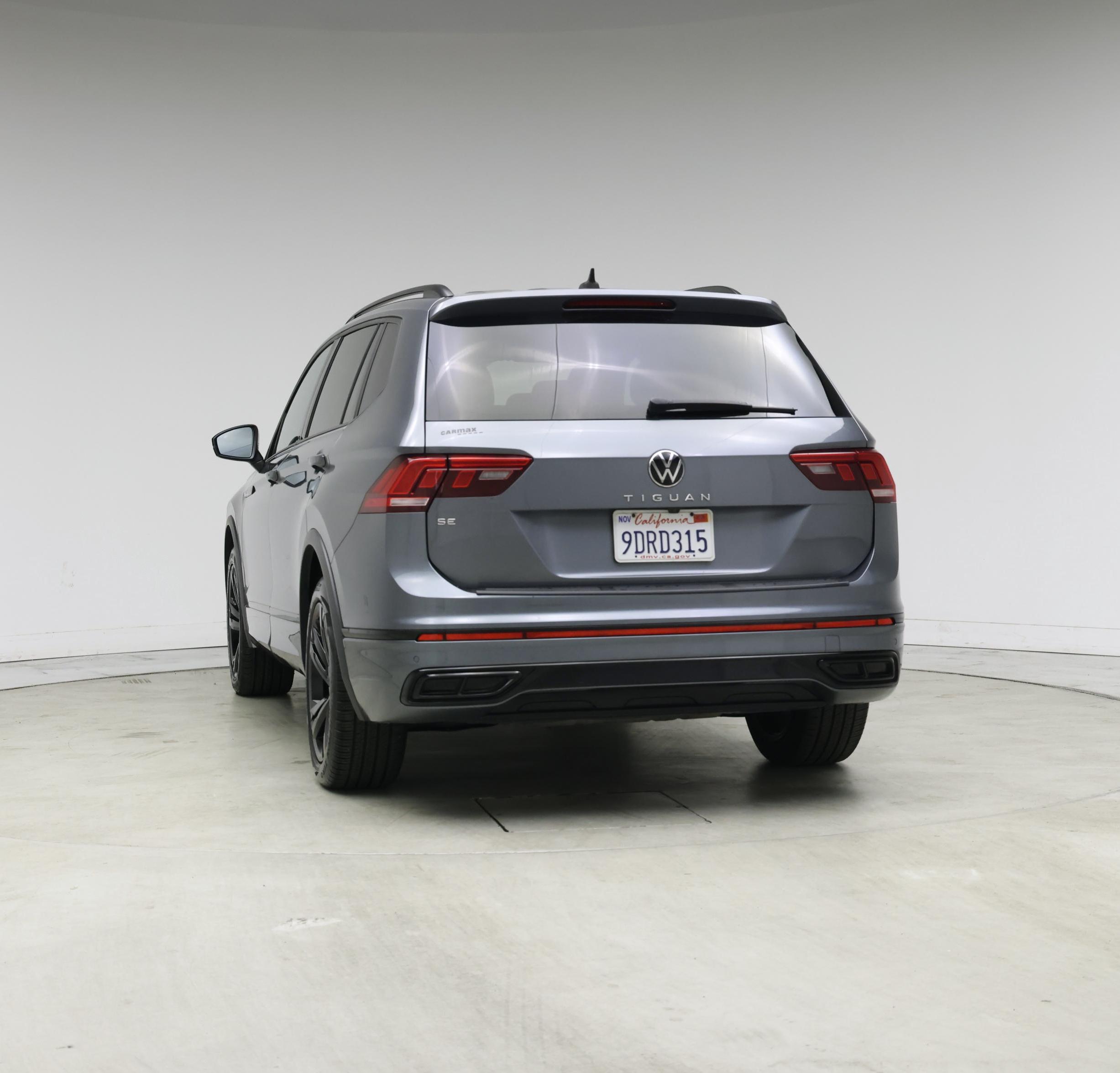 Thumbnail: 2023 Volkswagen Tiguan - 6