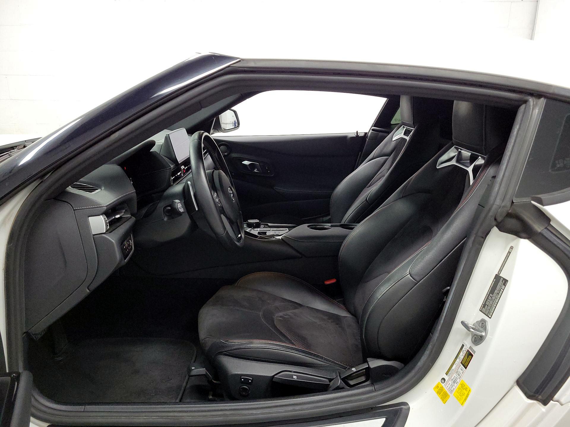 Thumbnail: 2021 Toyota Supra - 11