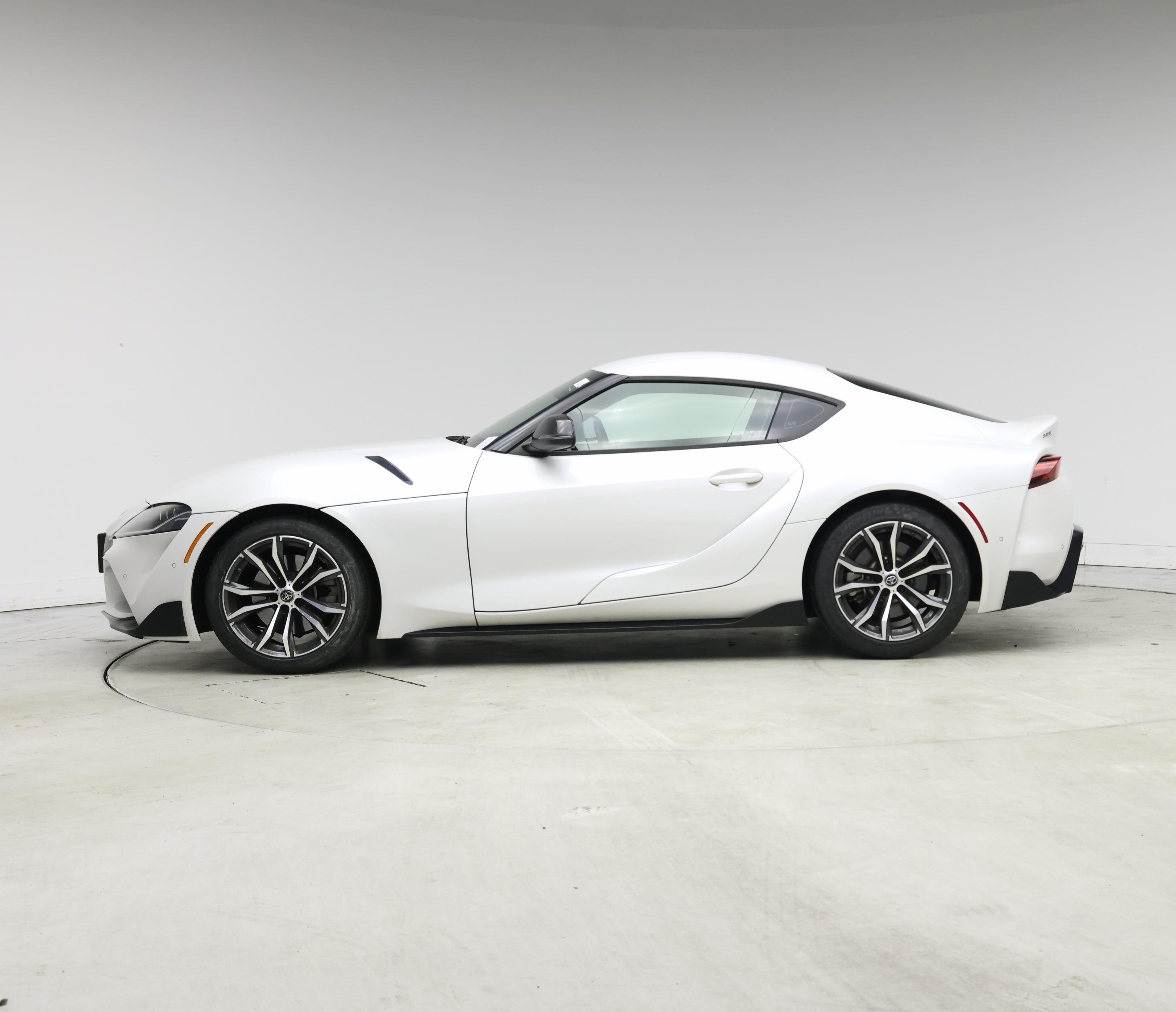 Thumbnail: 2021 Toyota Supra - 3