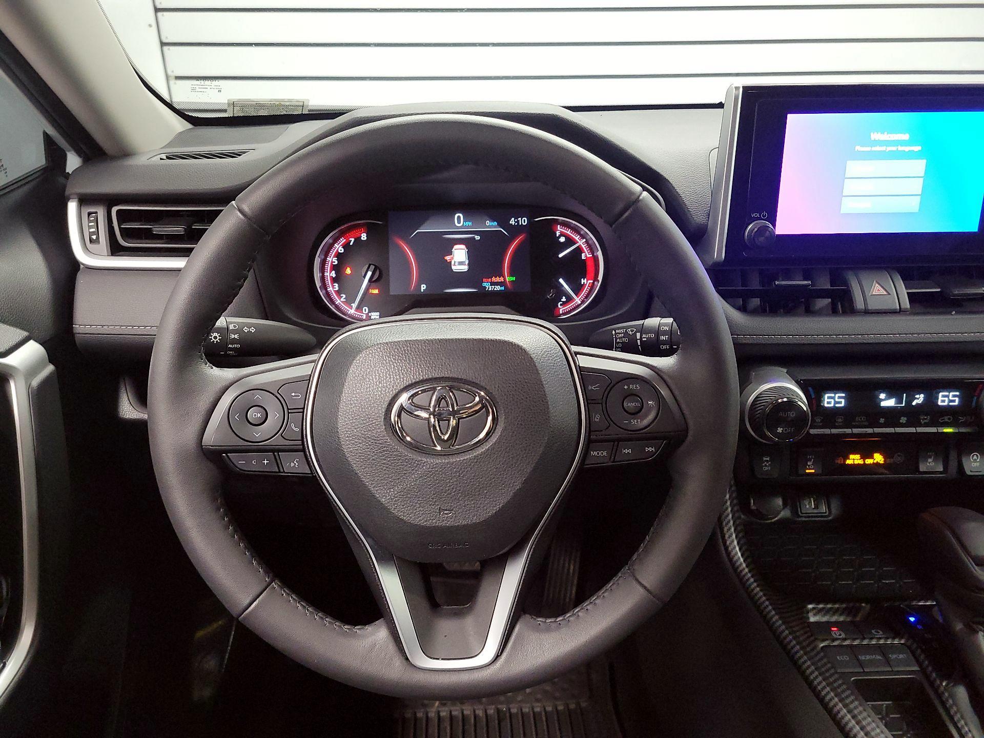 Thumbnail: 2023 Toyota RAV4 - 10