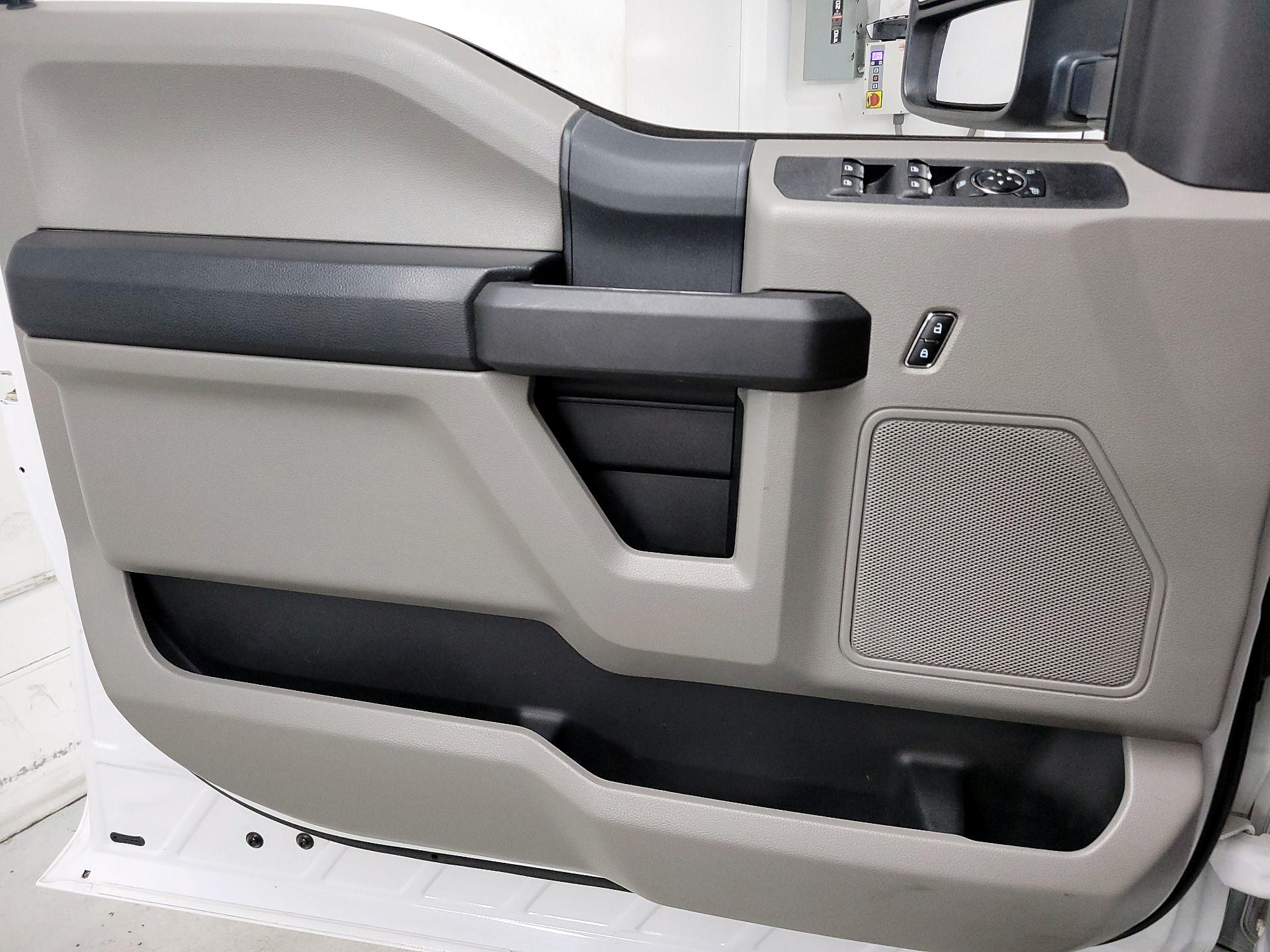 Thumbnail: 2017 Ford F-250 - 12