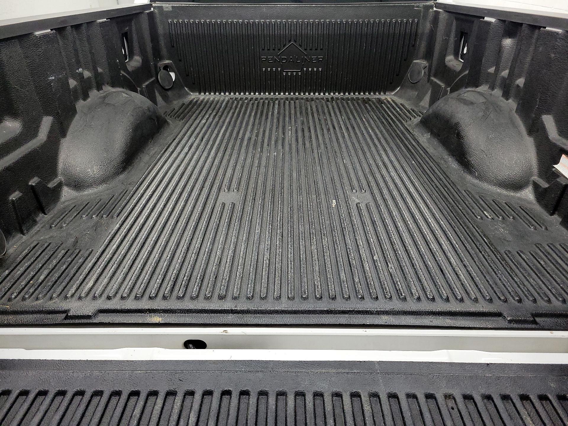 Thumbnail: 2017 Ford F-250 - 17