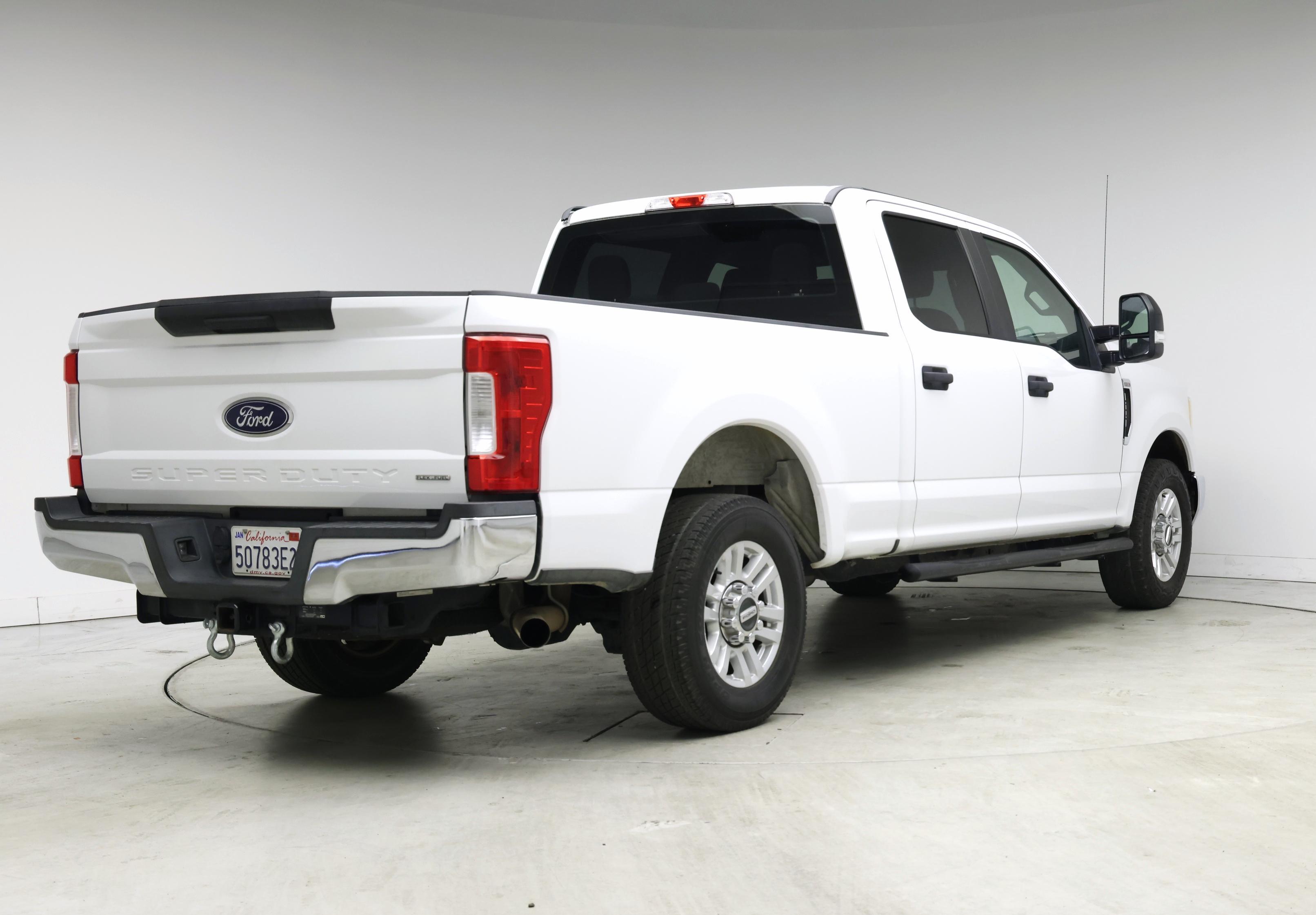 Thumbnail: 2017 Ford F-250 - 8