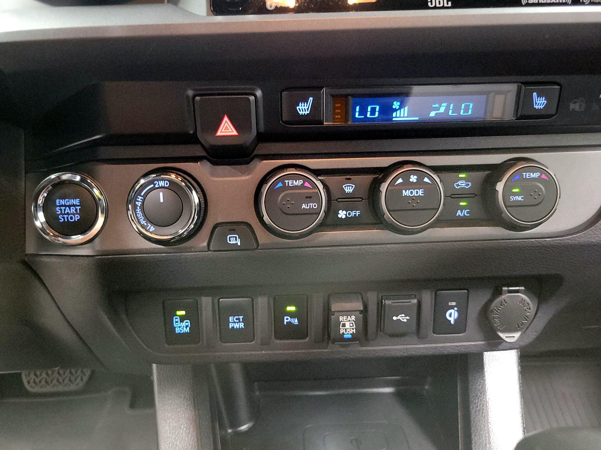 Thumbnail: 2022 Toyota Tacoma - 16