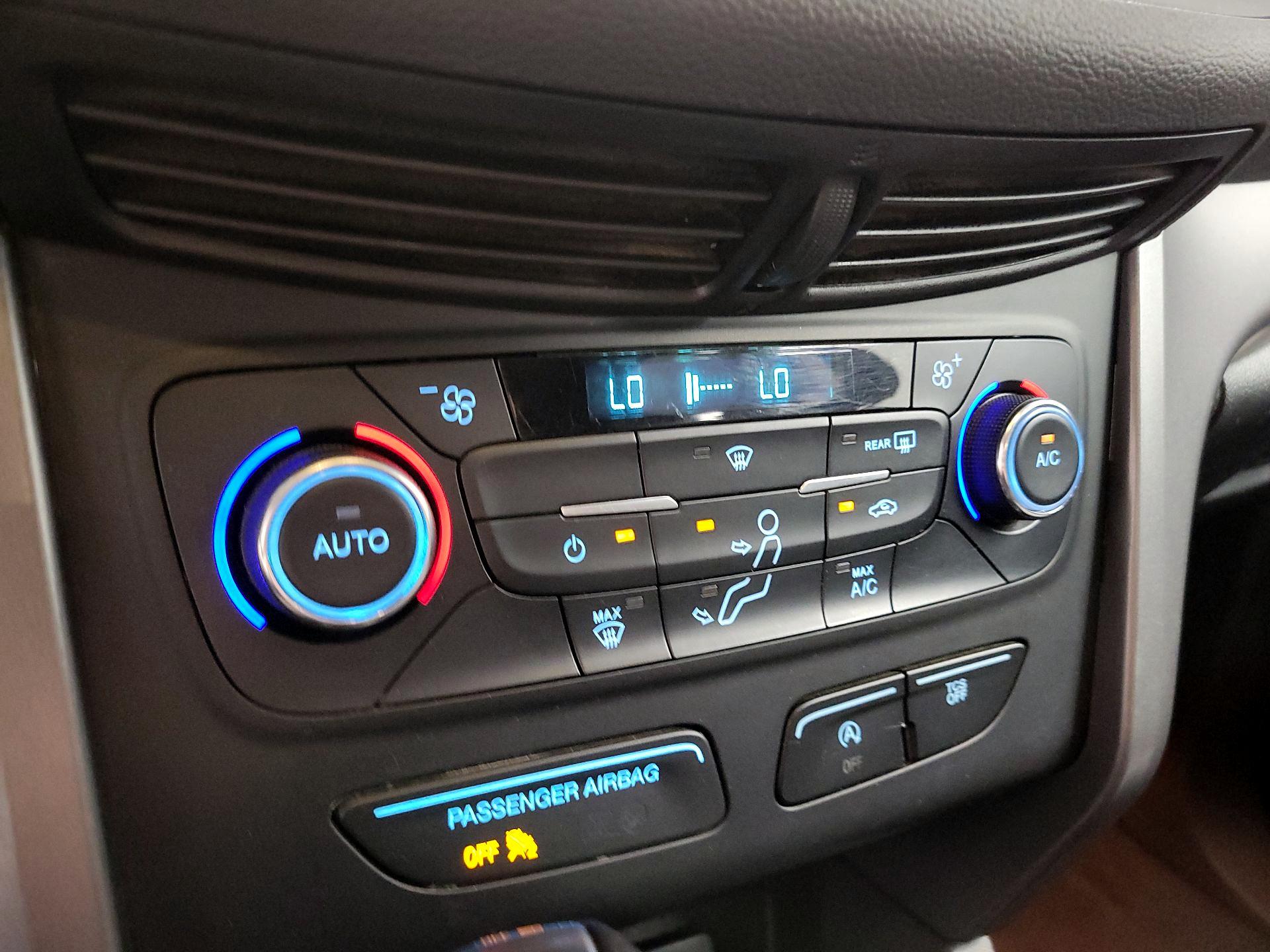 Thumbnail: 2017 Ford Escape - 14