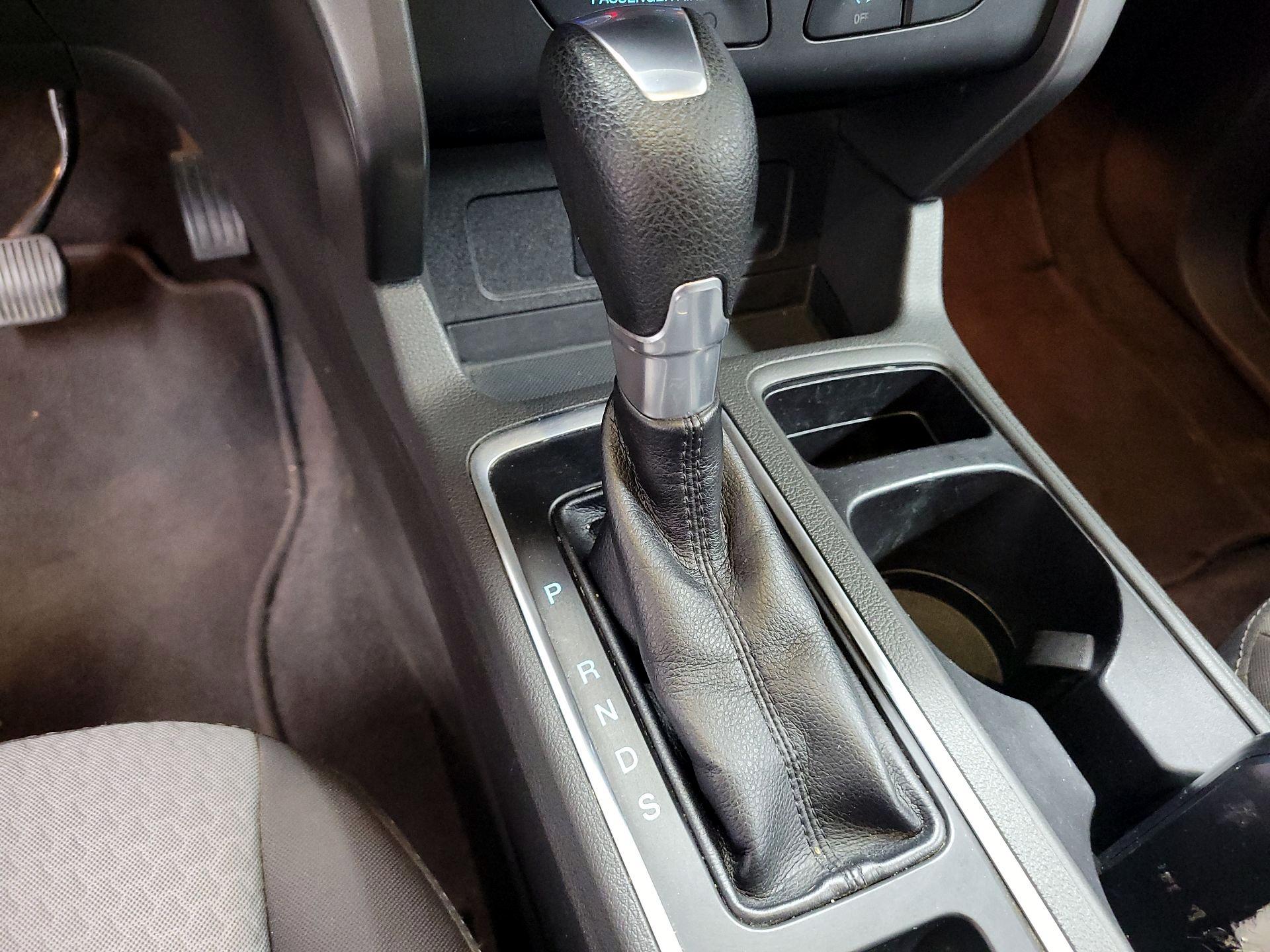 Thumbnail: 2017 Ford Escape - 15