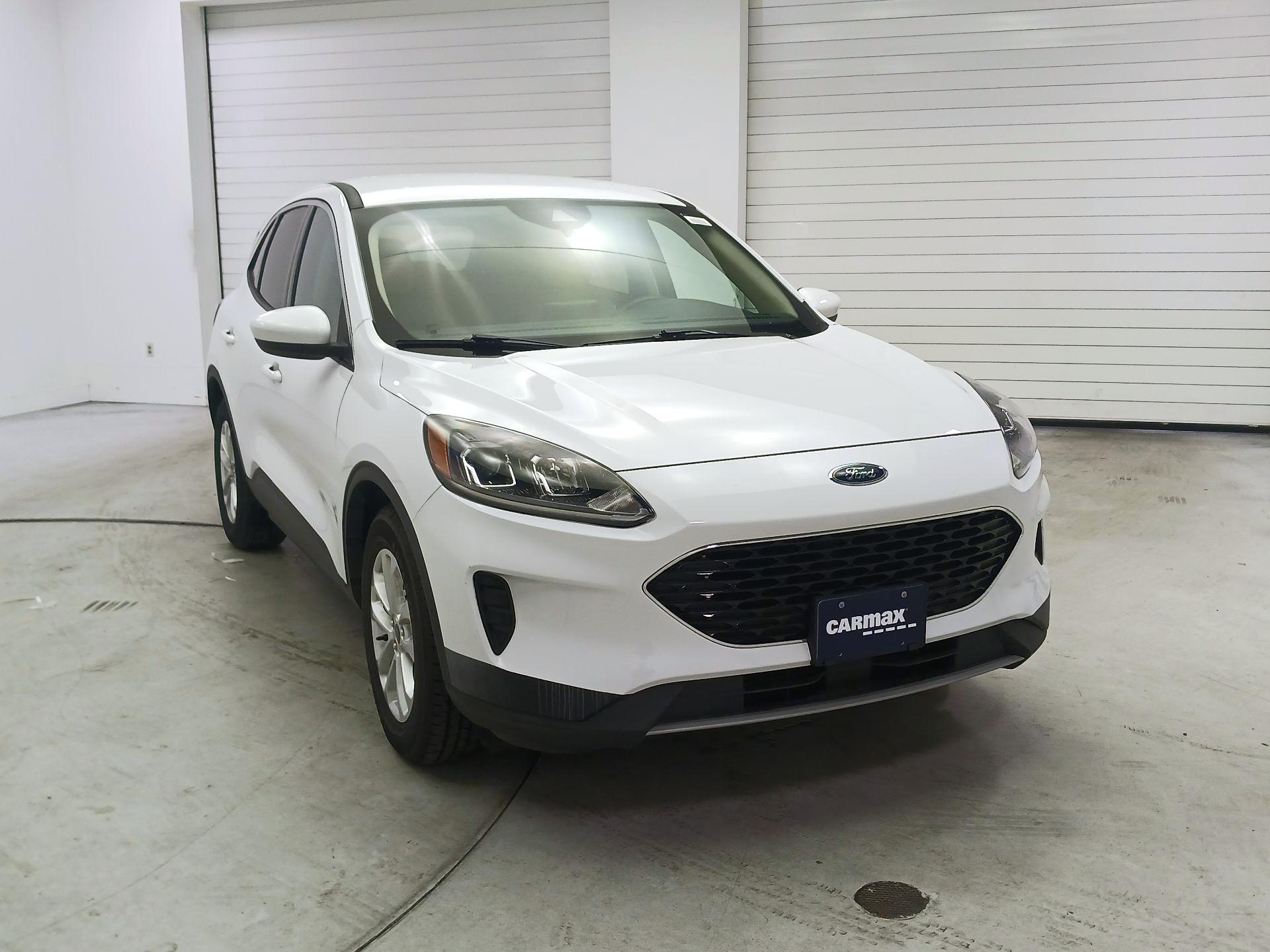 Thumbnail: 2020 Ford Escape - 1