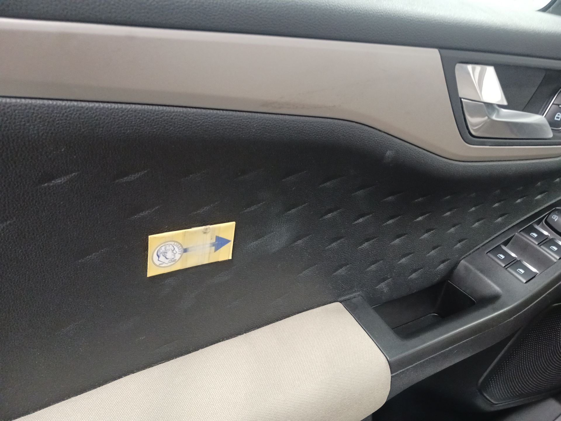 Thumbnail: 2020 Ford Escape - 19