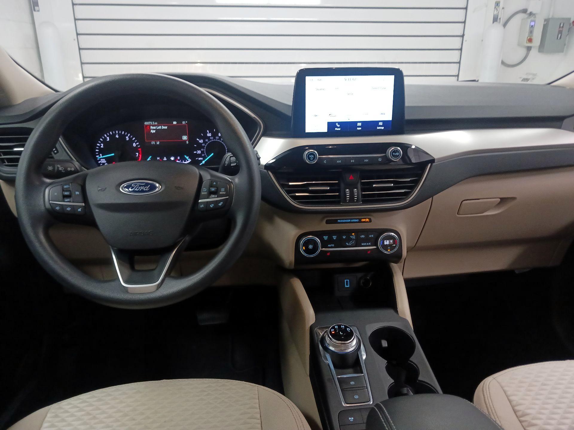 Thumbnail: 2020 Ford Escape - 8