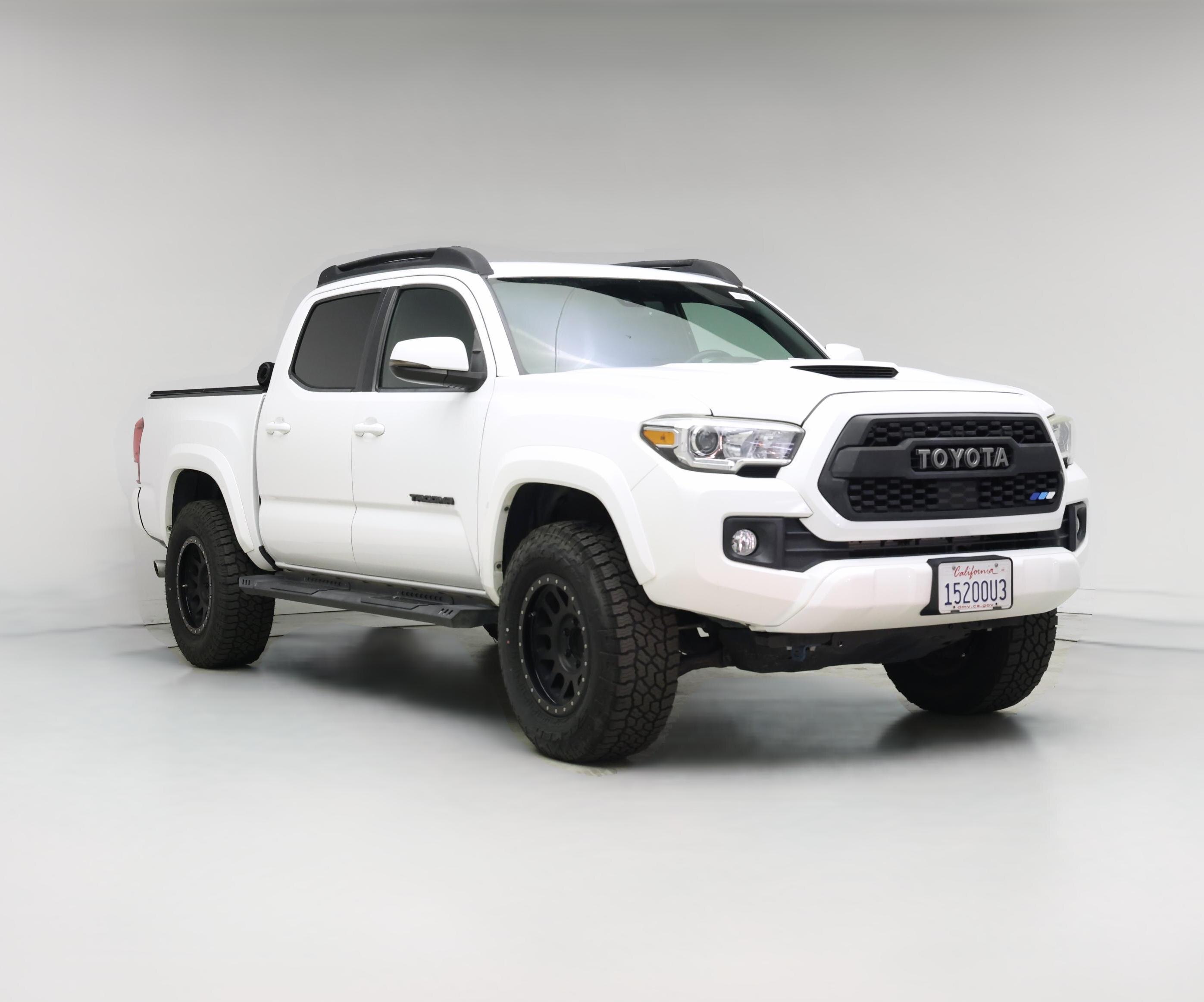 Thumbnail: 2018 Toyota Tacoma - 1