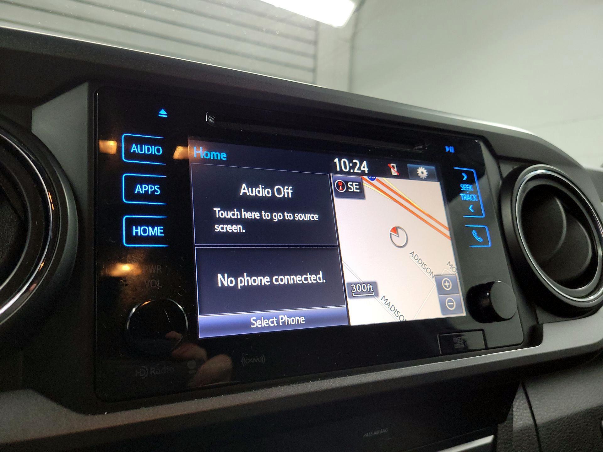 Thumbnail: 2018 Toyota Tacoma - 13