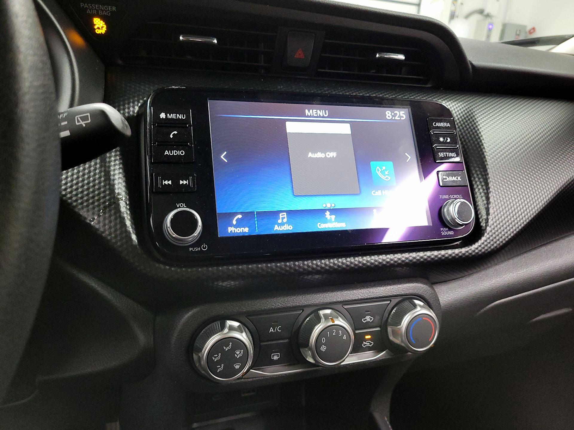 Thumbnail: 2023 Nissan Kicks - 14