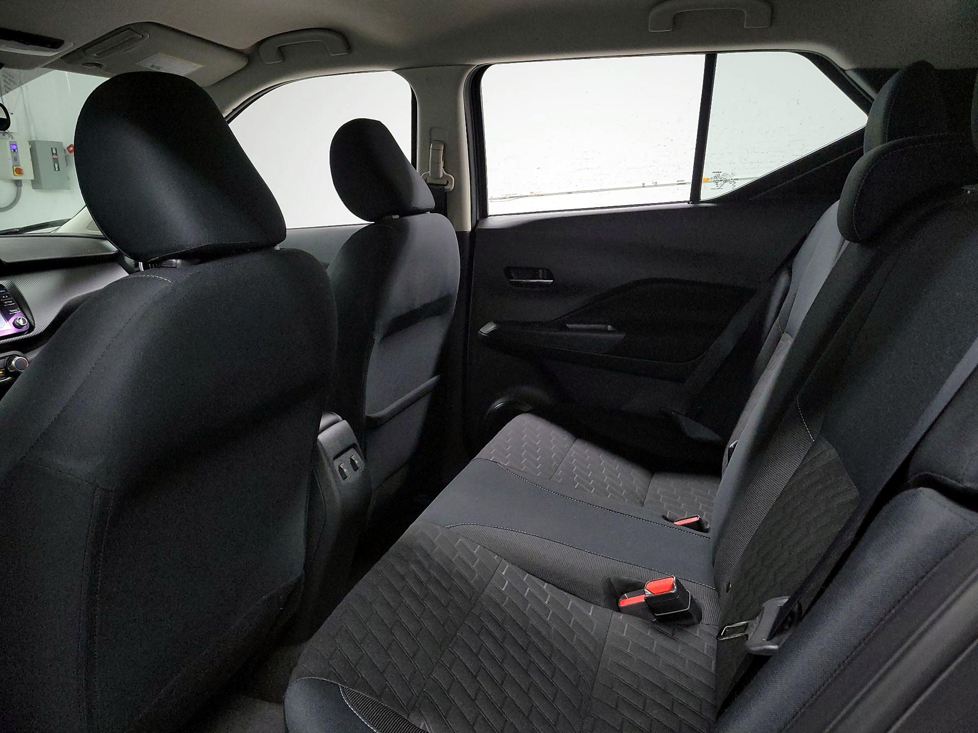 Thumbnail: 2023 Nissan Kicks - 17