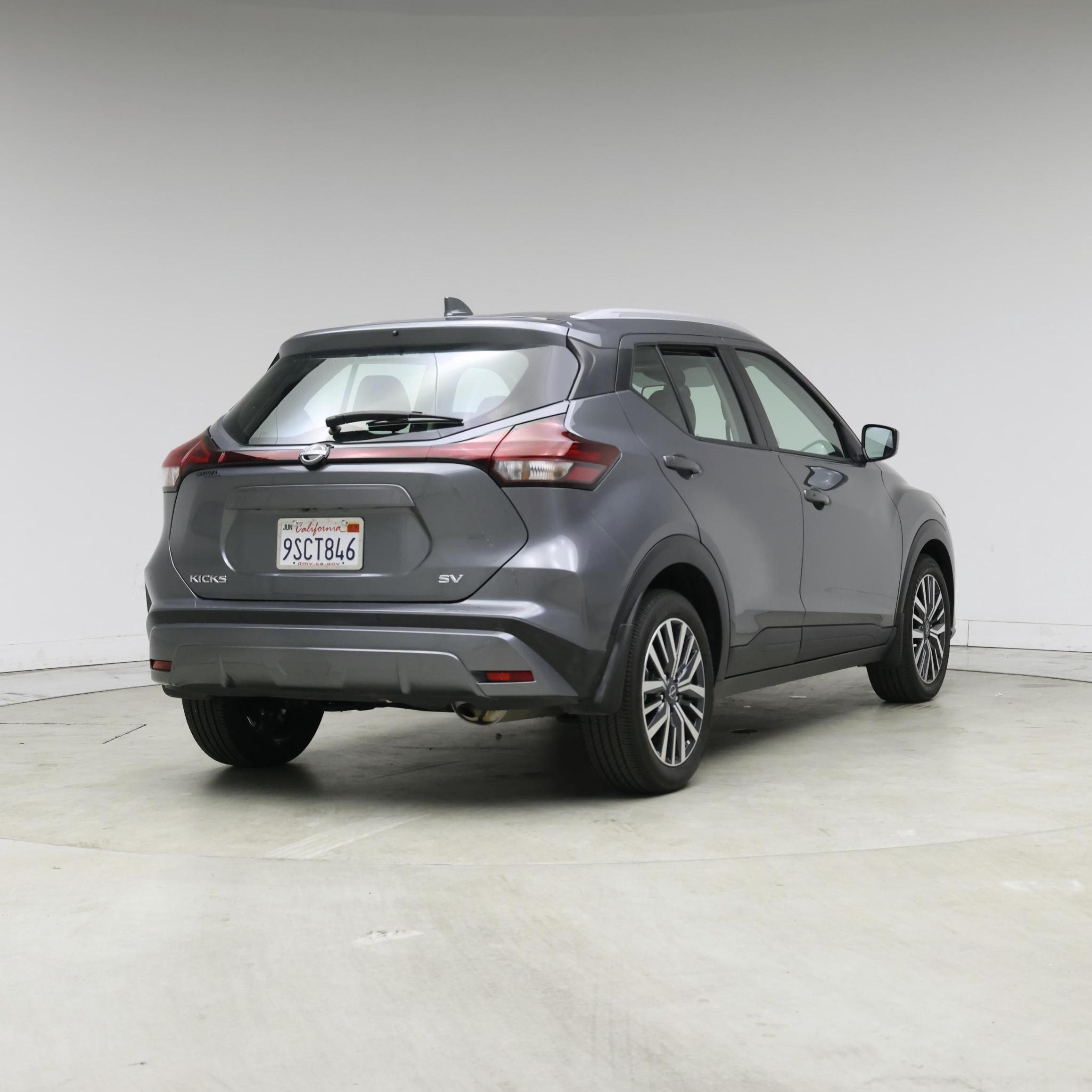 Thumbnail: 2023 Nissan Kicks - 8