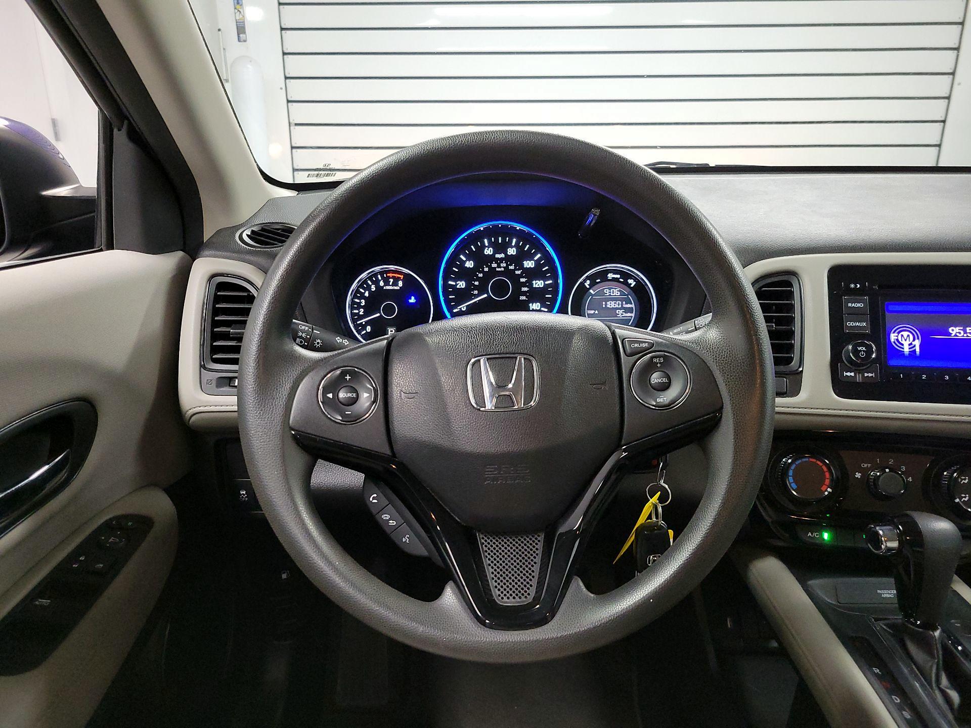 Thumbnail: 2016 Honda HR-V - 10