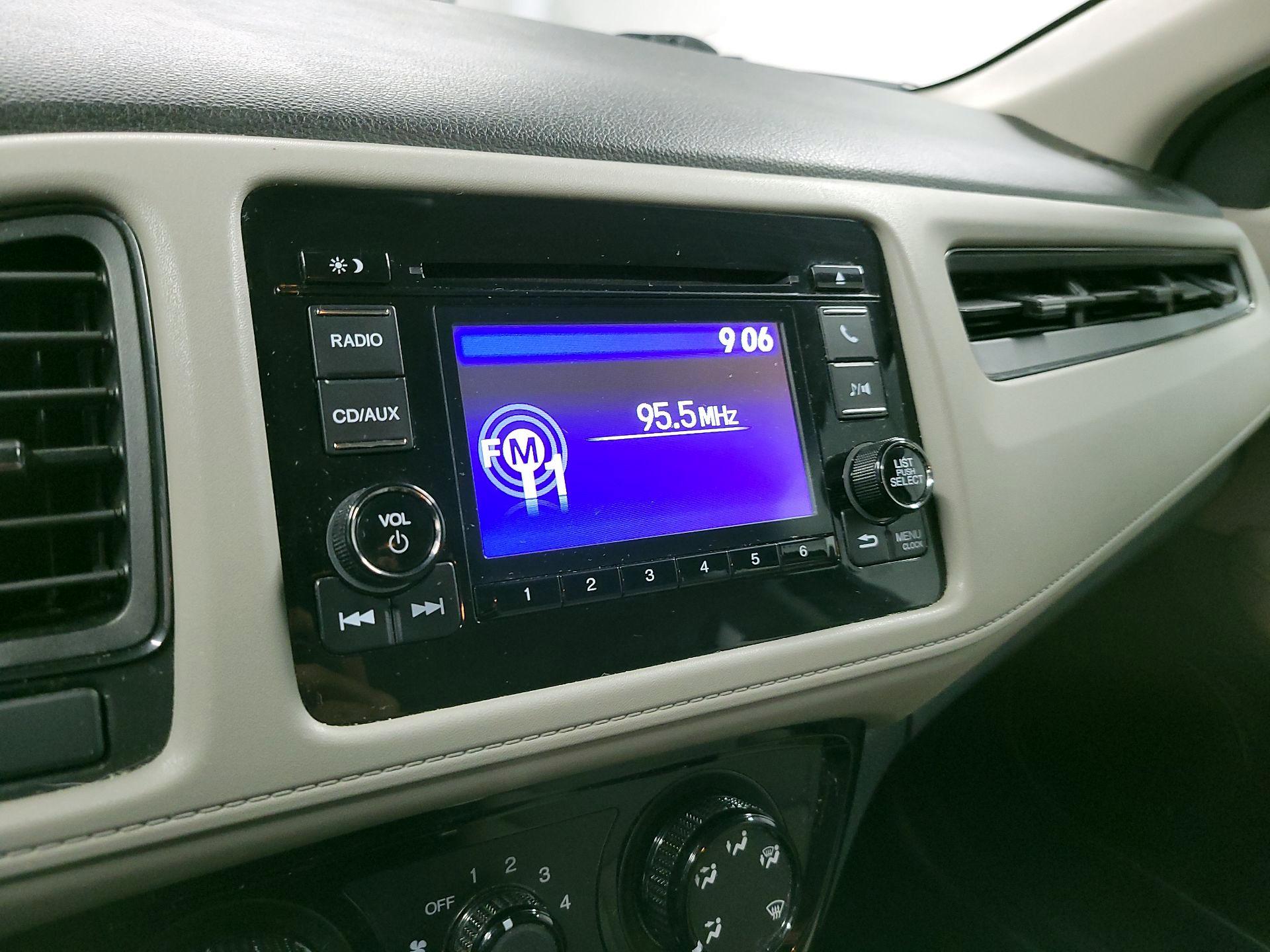 Thumbnail: 2016 Honda HR-V - 14