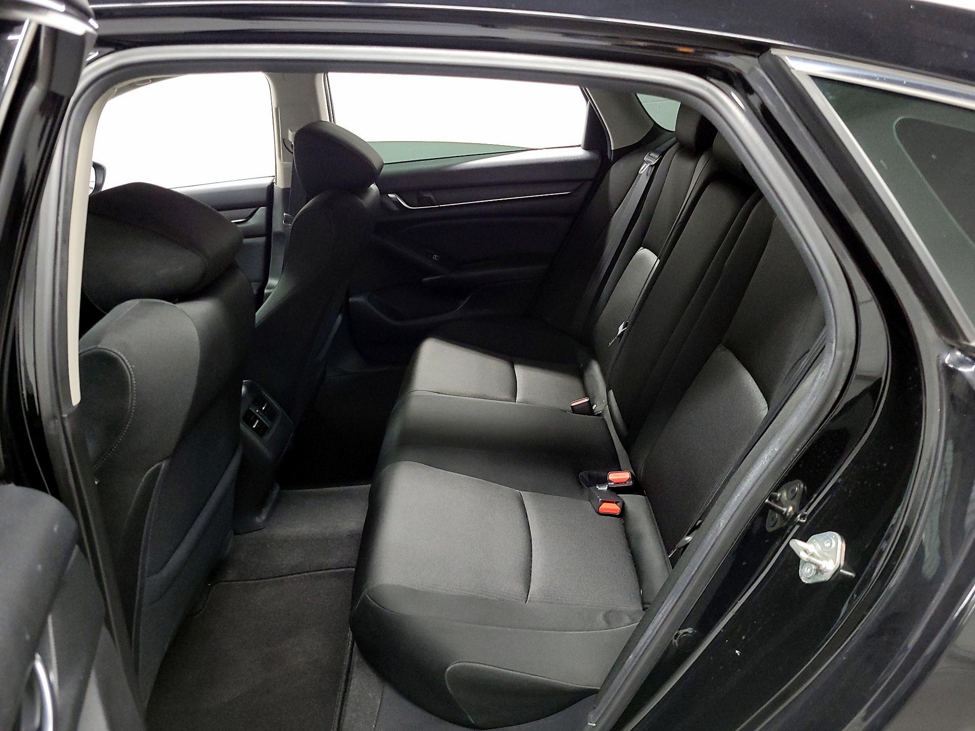 Thumbnail: 2018 Honda Accord - 17