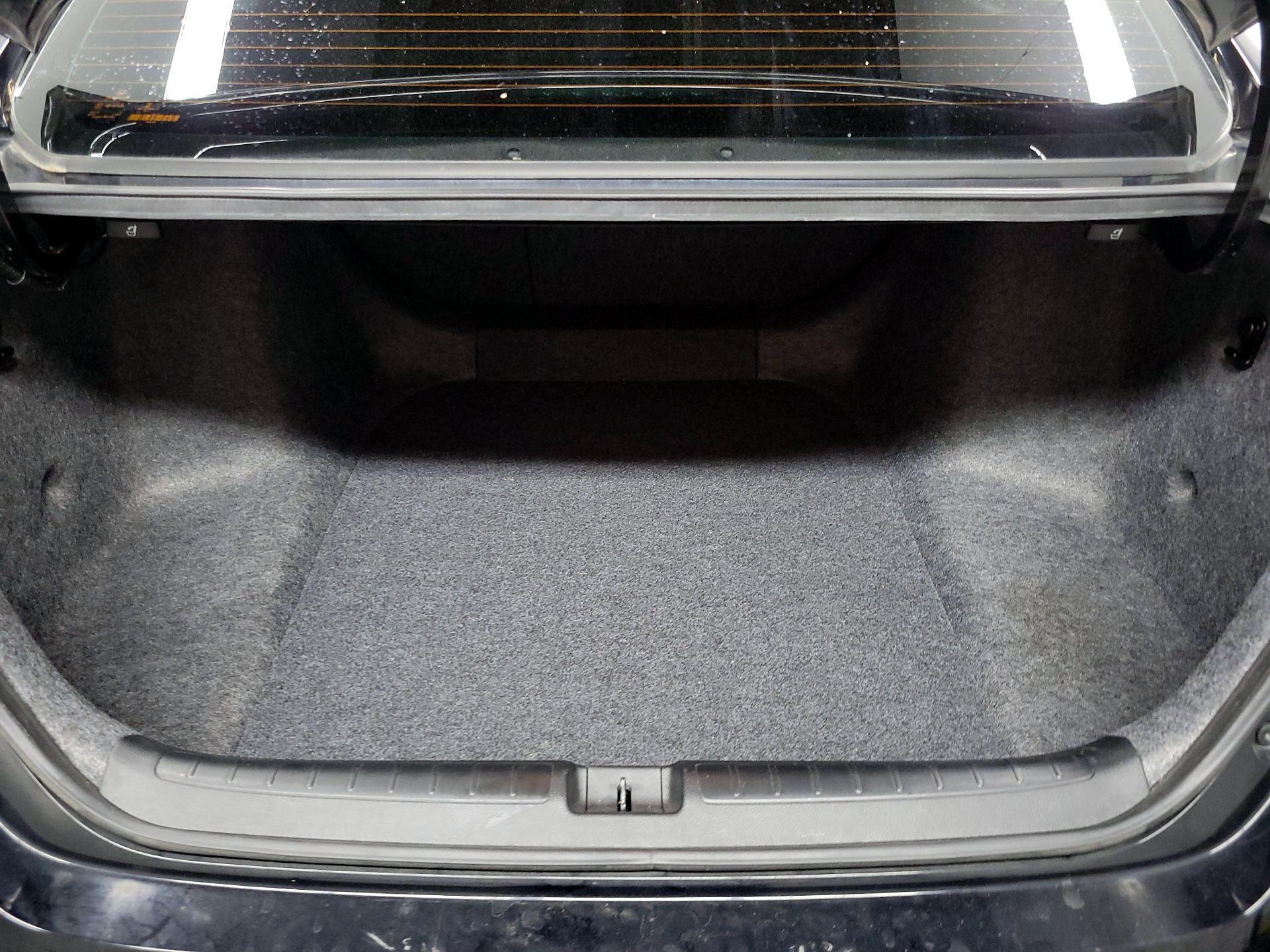 Thumbnail: 2018 Honda Accord - 18