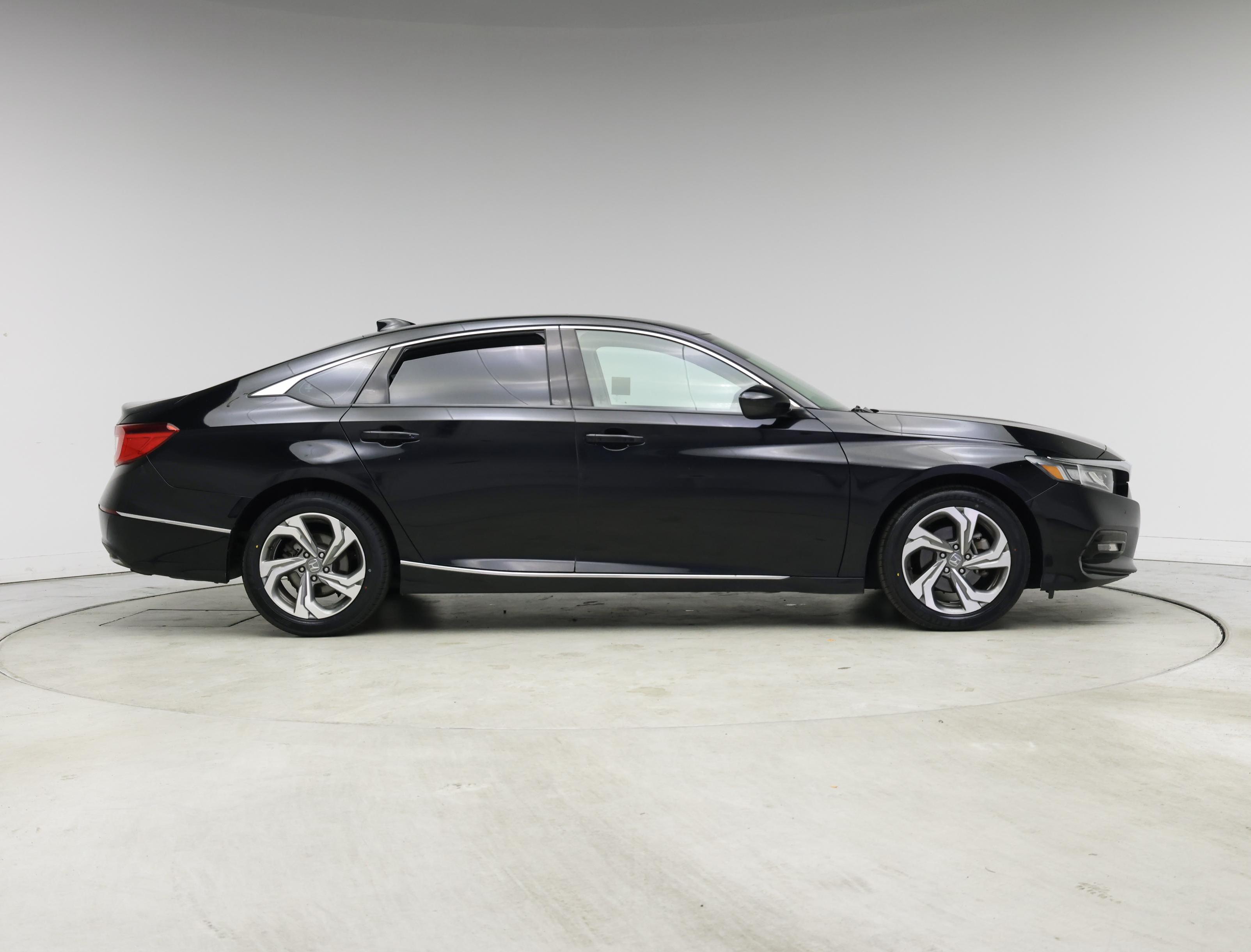 Thumbnail: 2018 Honda Accord - 7