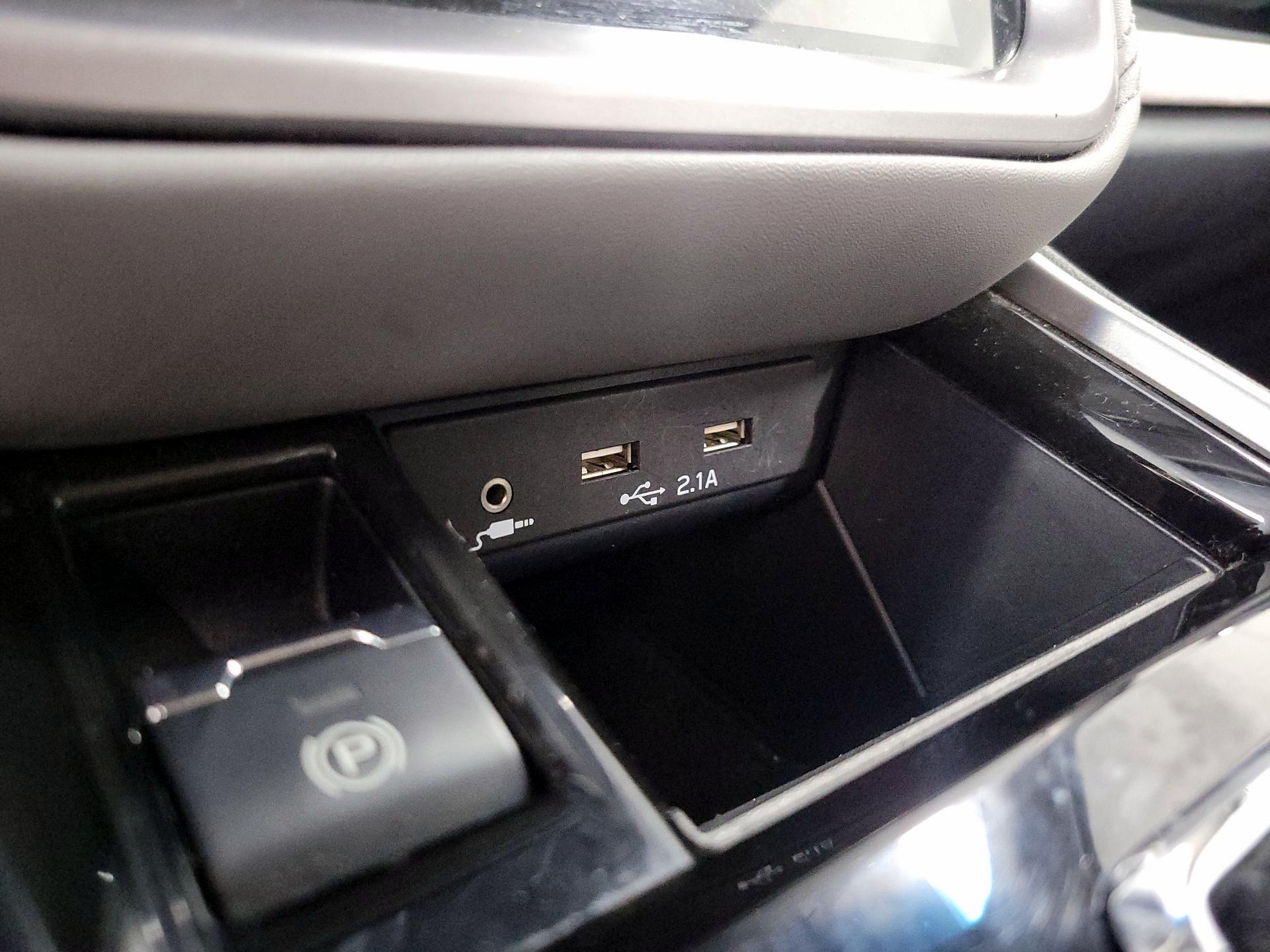 Thumbnail: 2020 Subaru Legacy - 18