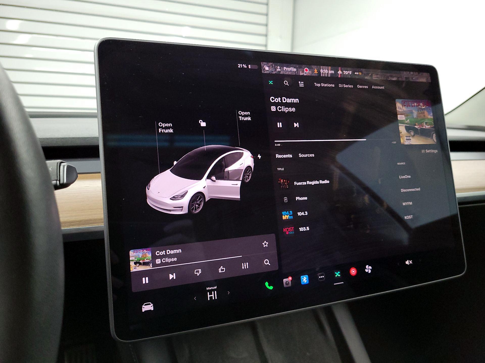 Thumbnail: 2022 Tesla Model 3 - 14