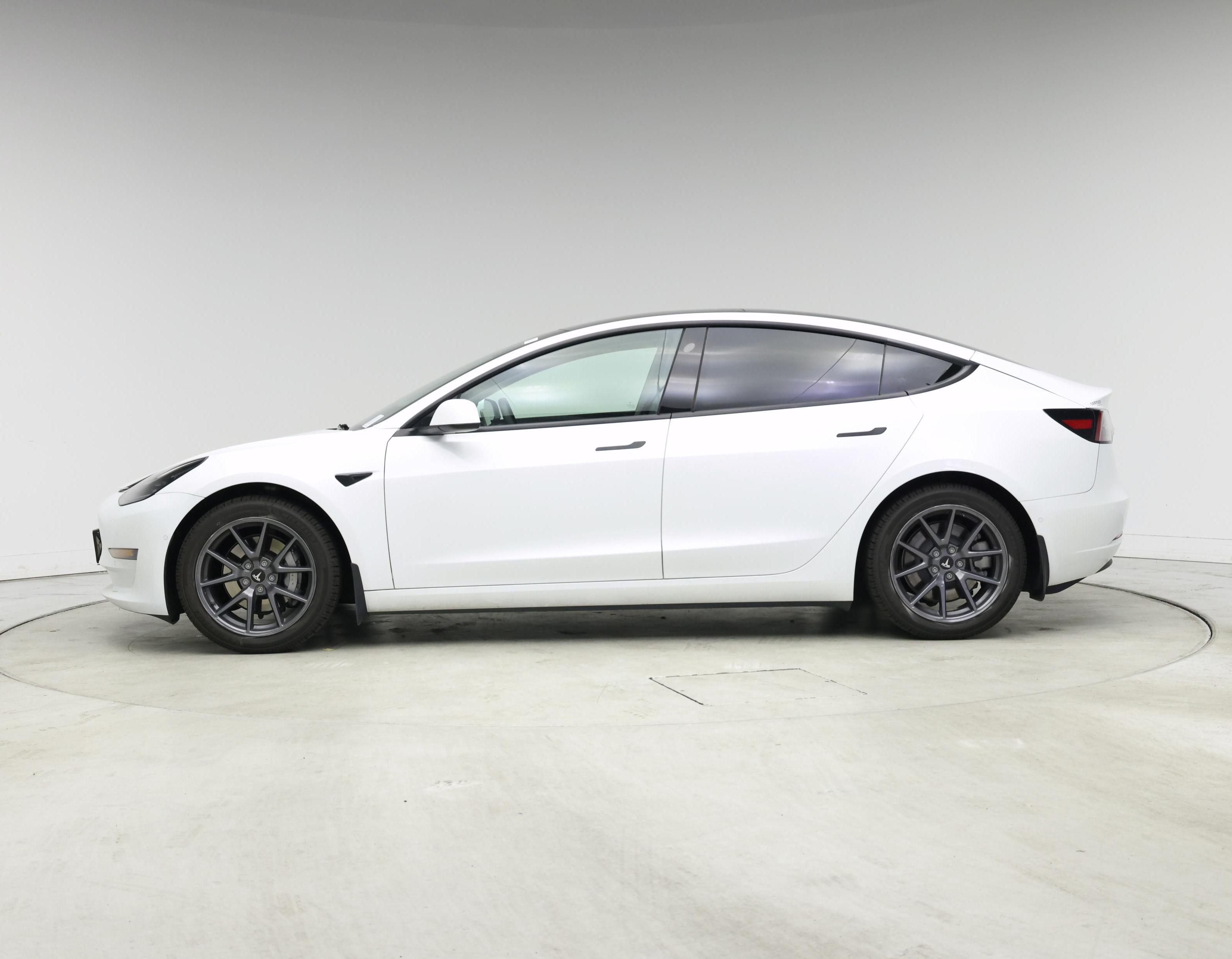Thumbnail: 2022 Tesla Model 3 - 3