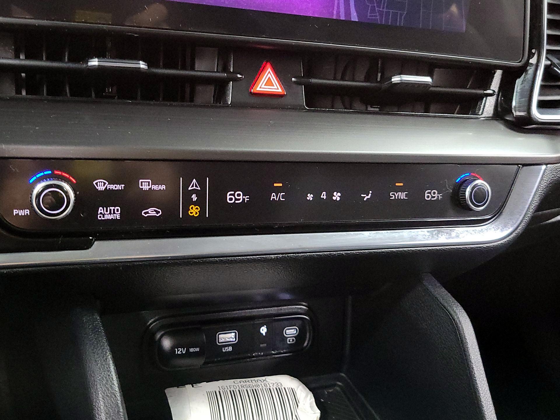 Thumbnail: 2025 Kia Sportage - 15