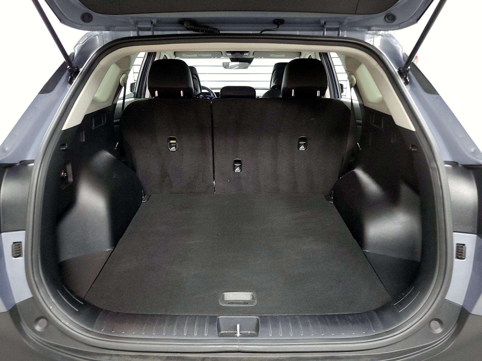 Thumbnail: 2025 Kia Sportage - 18